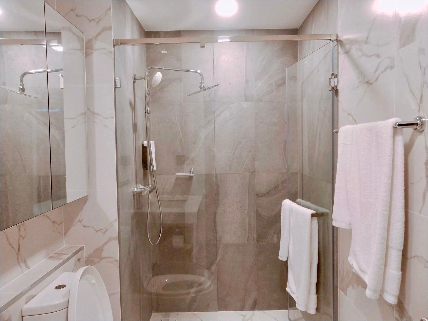 1 Bedroom 1 Bathroom