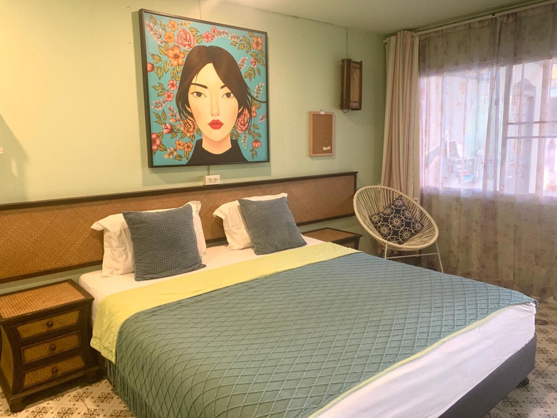King Room - Non-Smoking