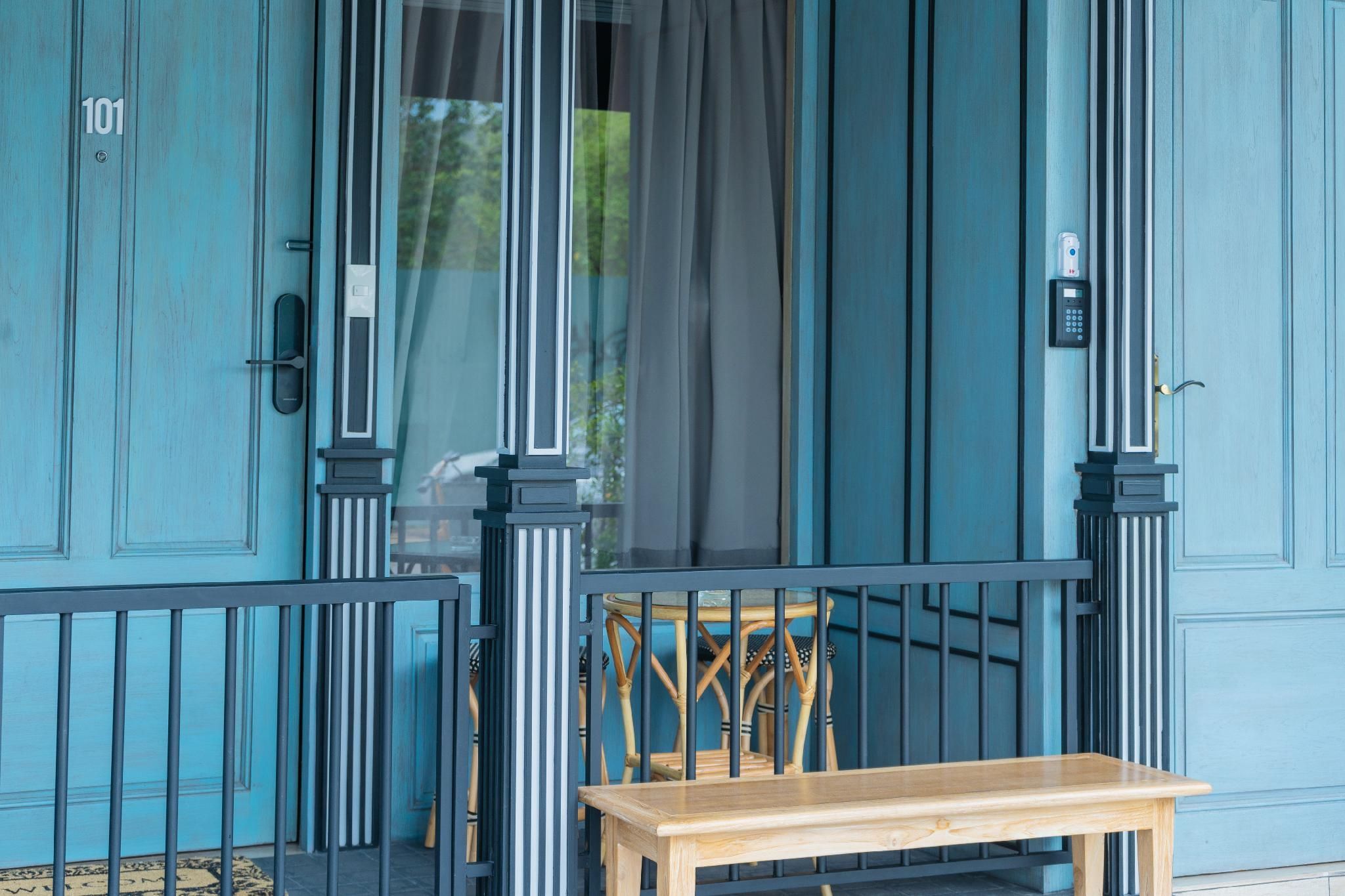 Amaka Bed and Breakfast King Terrace Suite Non-Smoking 2