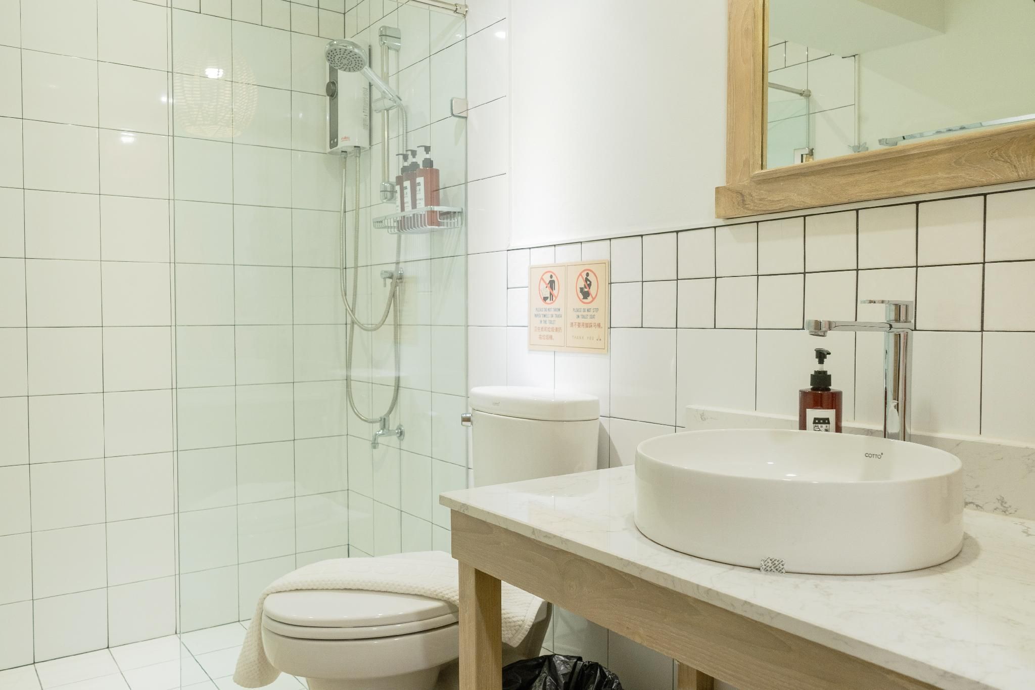 Amaka Bed and Breakfast King Terrace Suite Non-Smoking 3