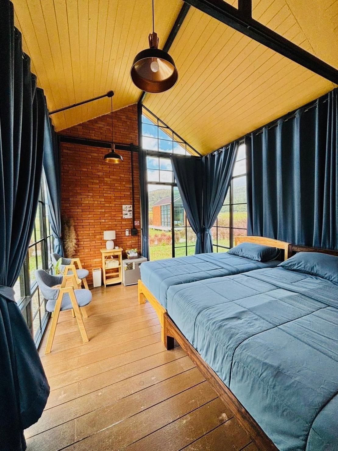 Triple Room with Mountain View
