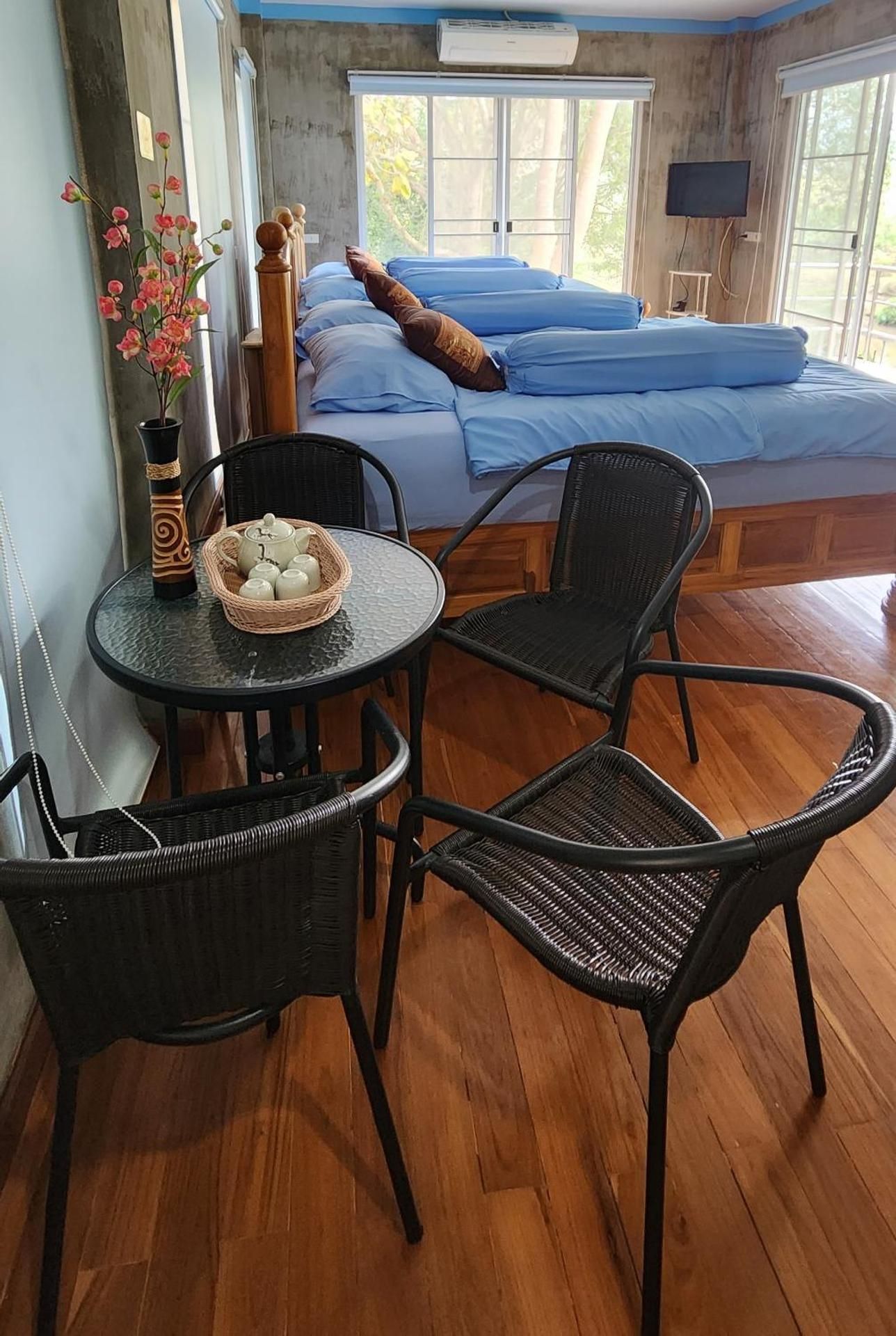 Standard Family Room