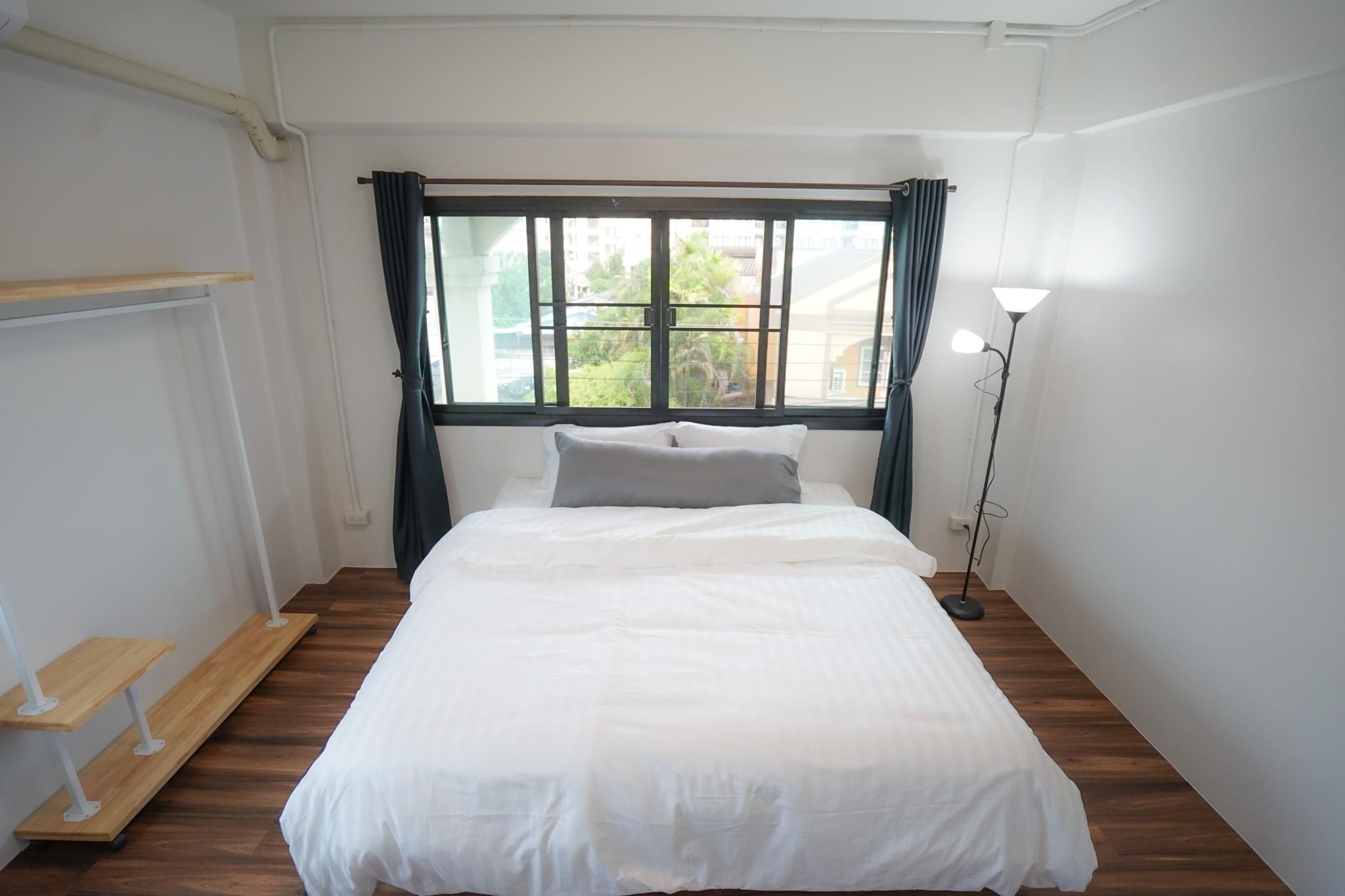 Standard Room - Non-Smoking