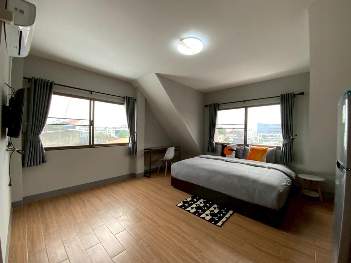 Double Room with Private Bathroom