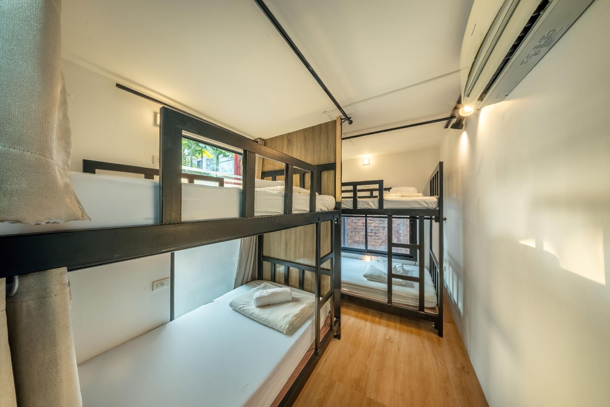 Bed in 10 Bed Mixed Dormitory
