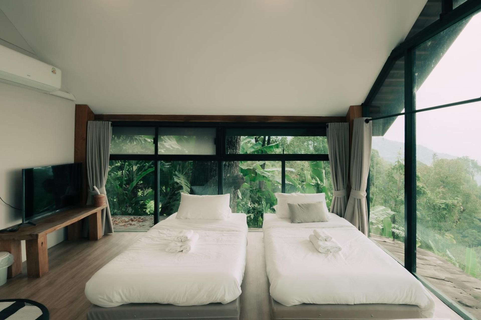Quadruple Room with Balcony