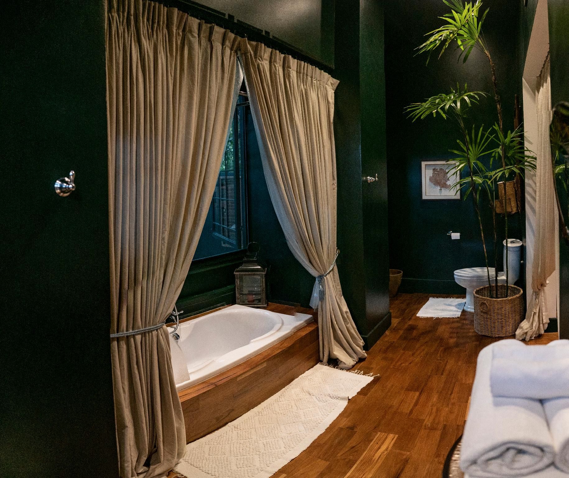 Pool Suite Garden View