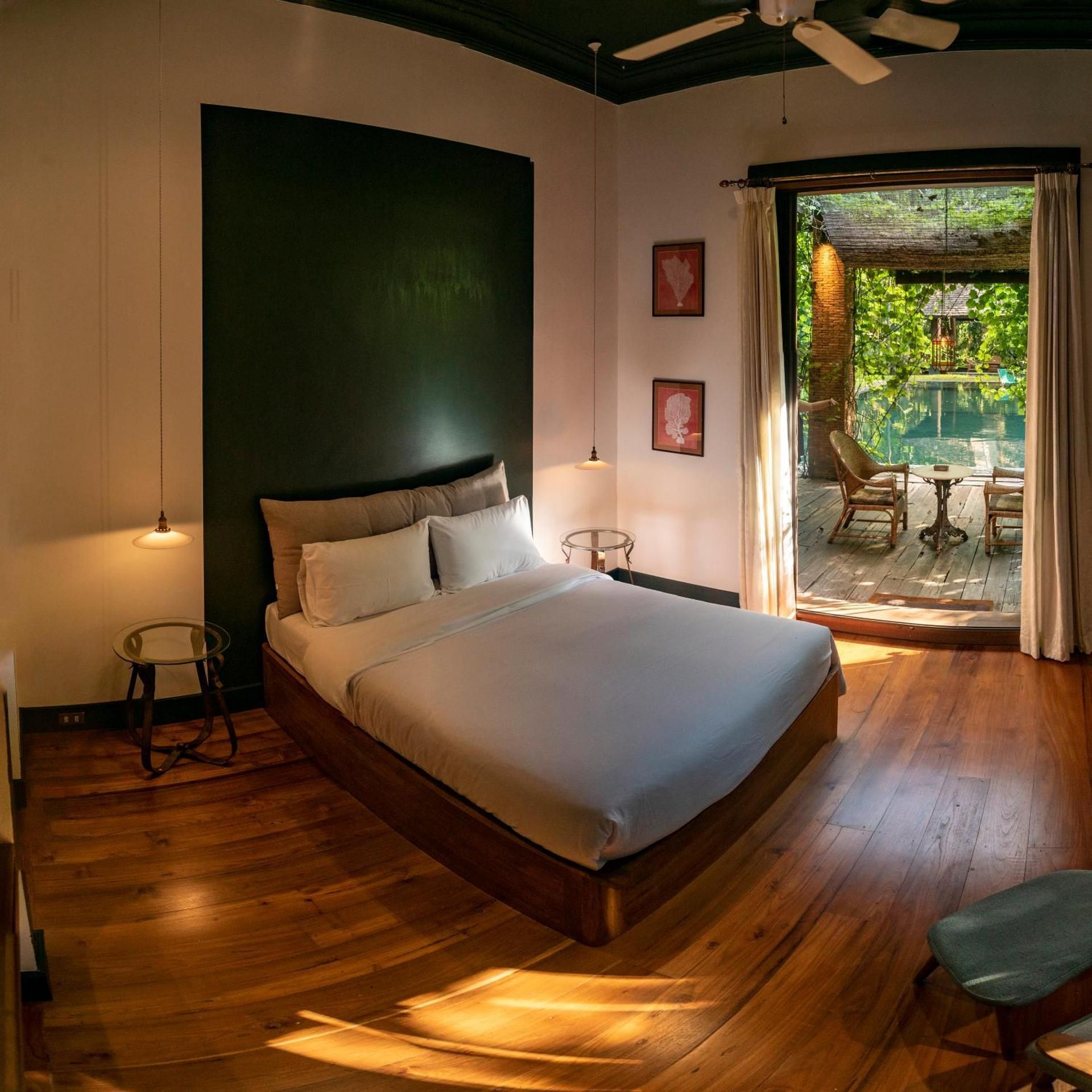 Suite with Pool View
