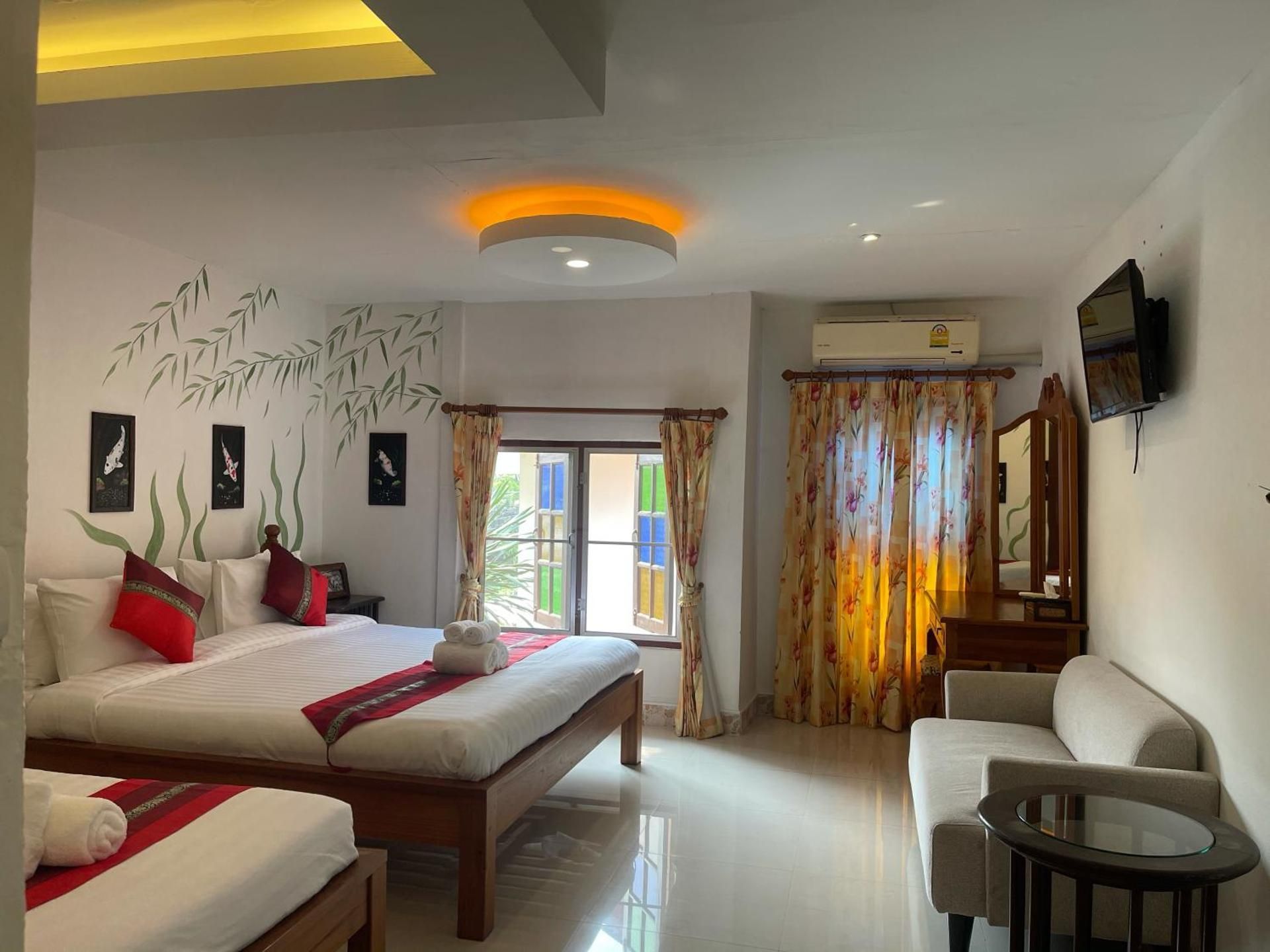 Deluxe Family Room