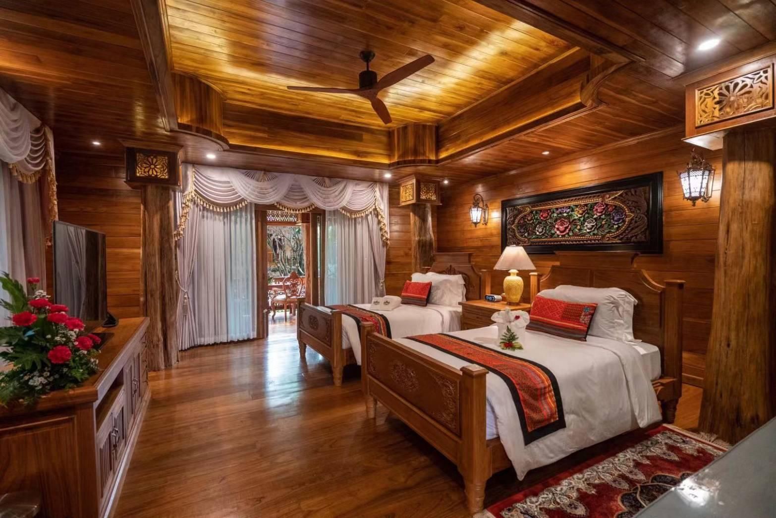 Exclusive Deluxe Twin Room