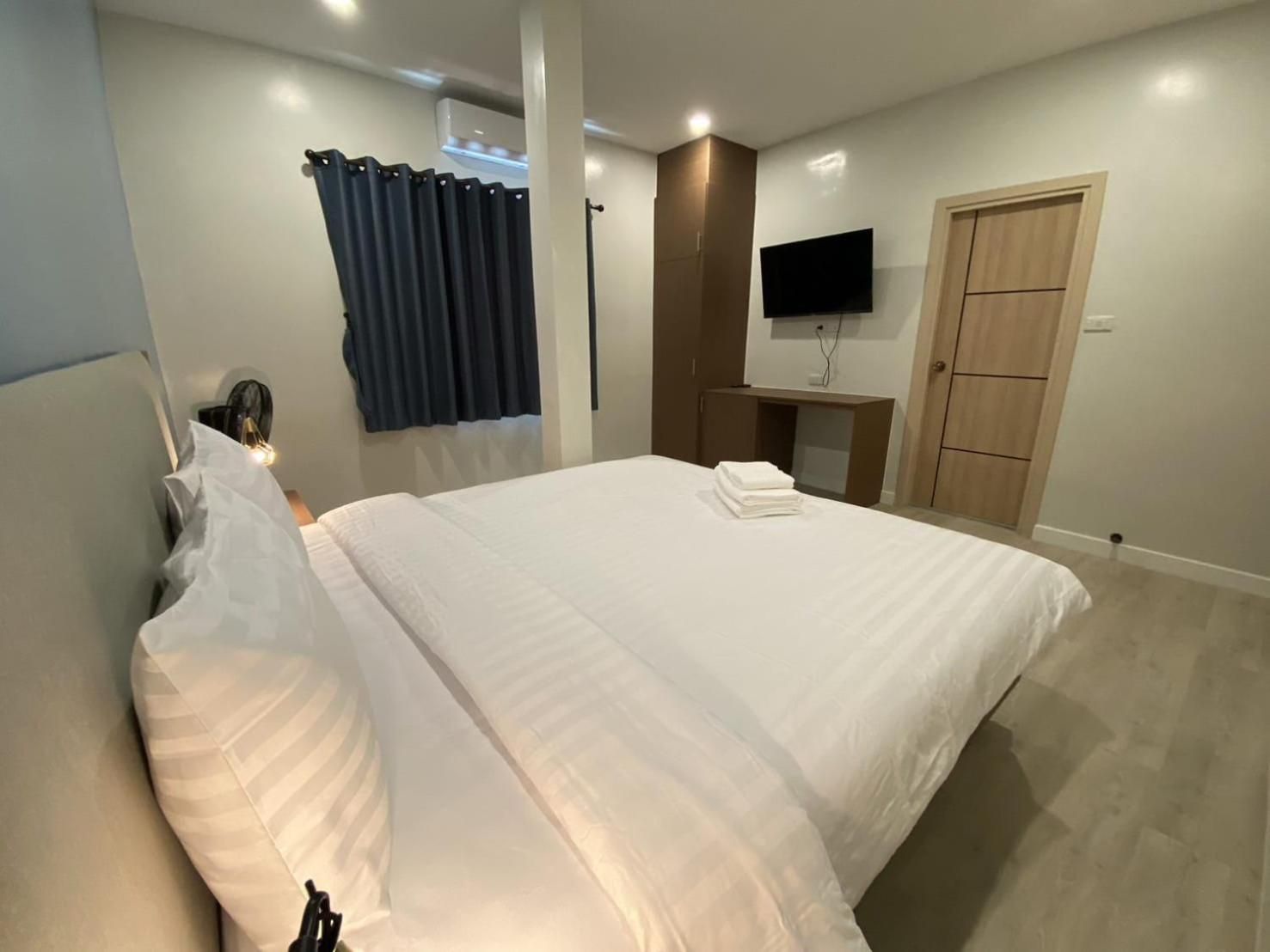 King Room with Garden View