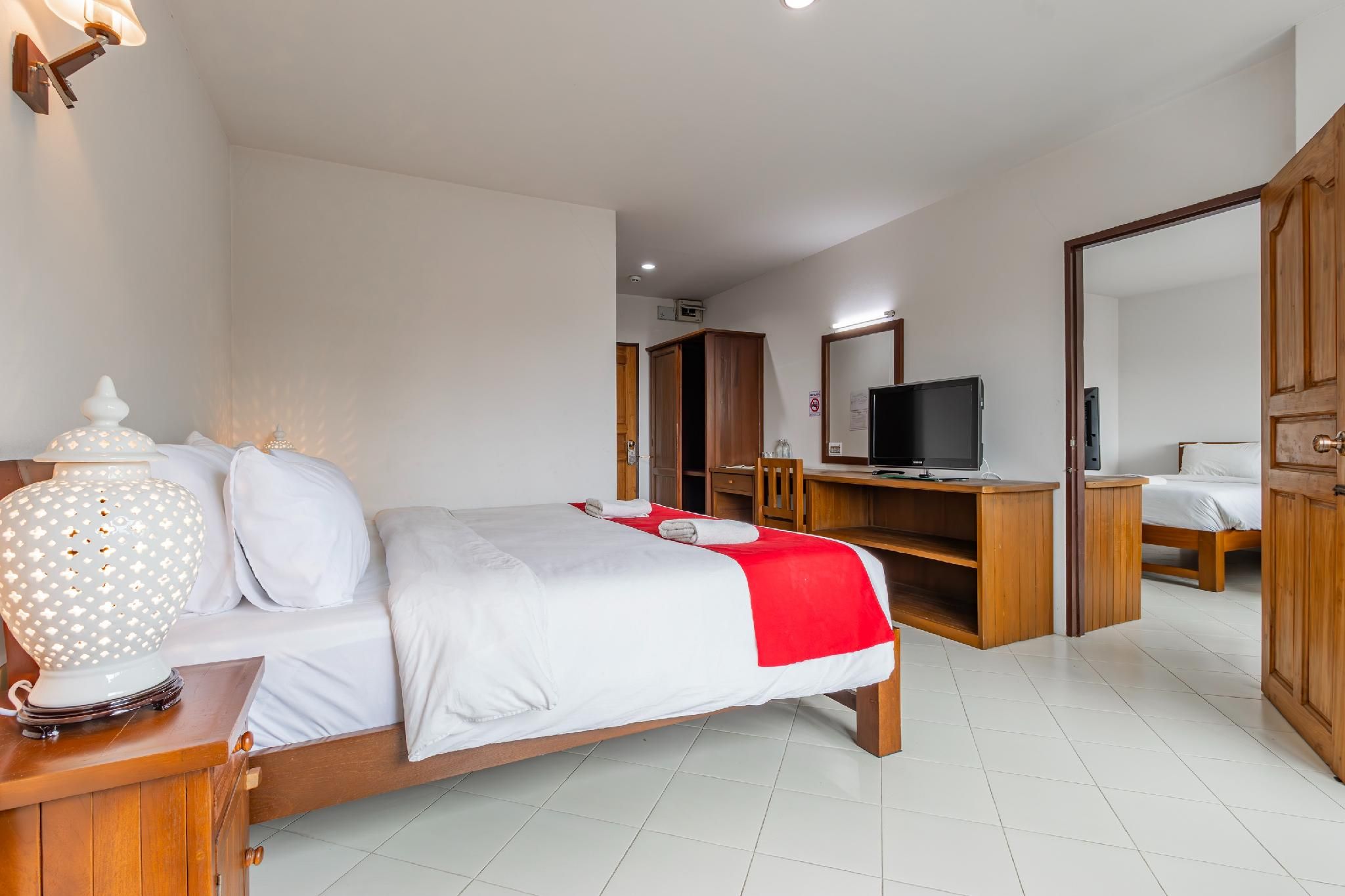 Family Connecting Rooms