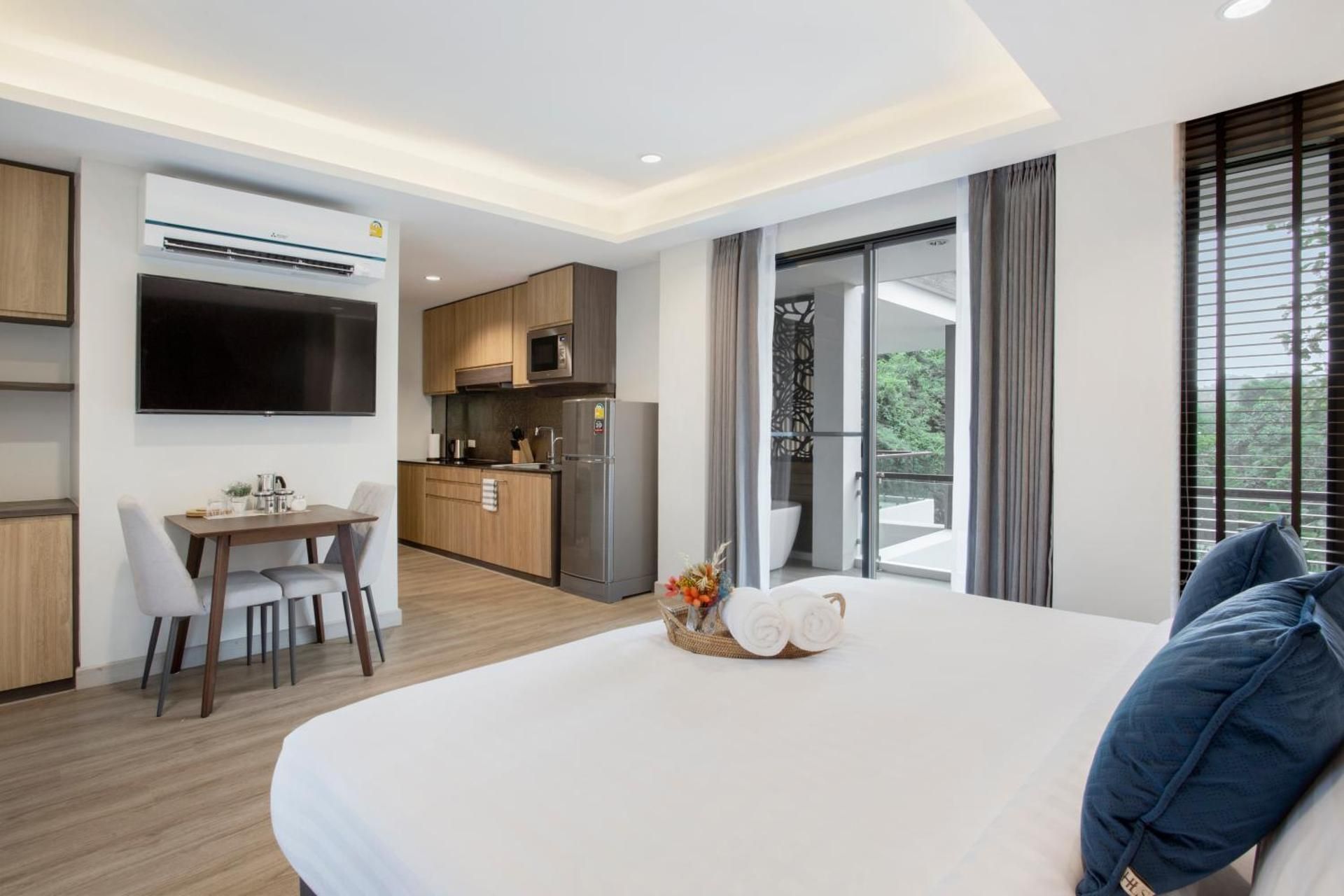 Reiz - Private Residence Deluxe King with Bathtub 2