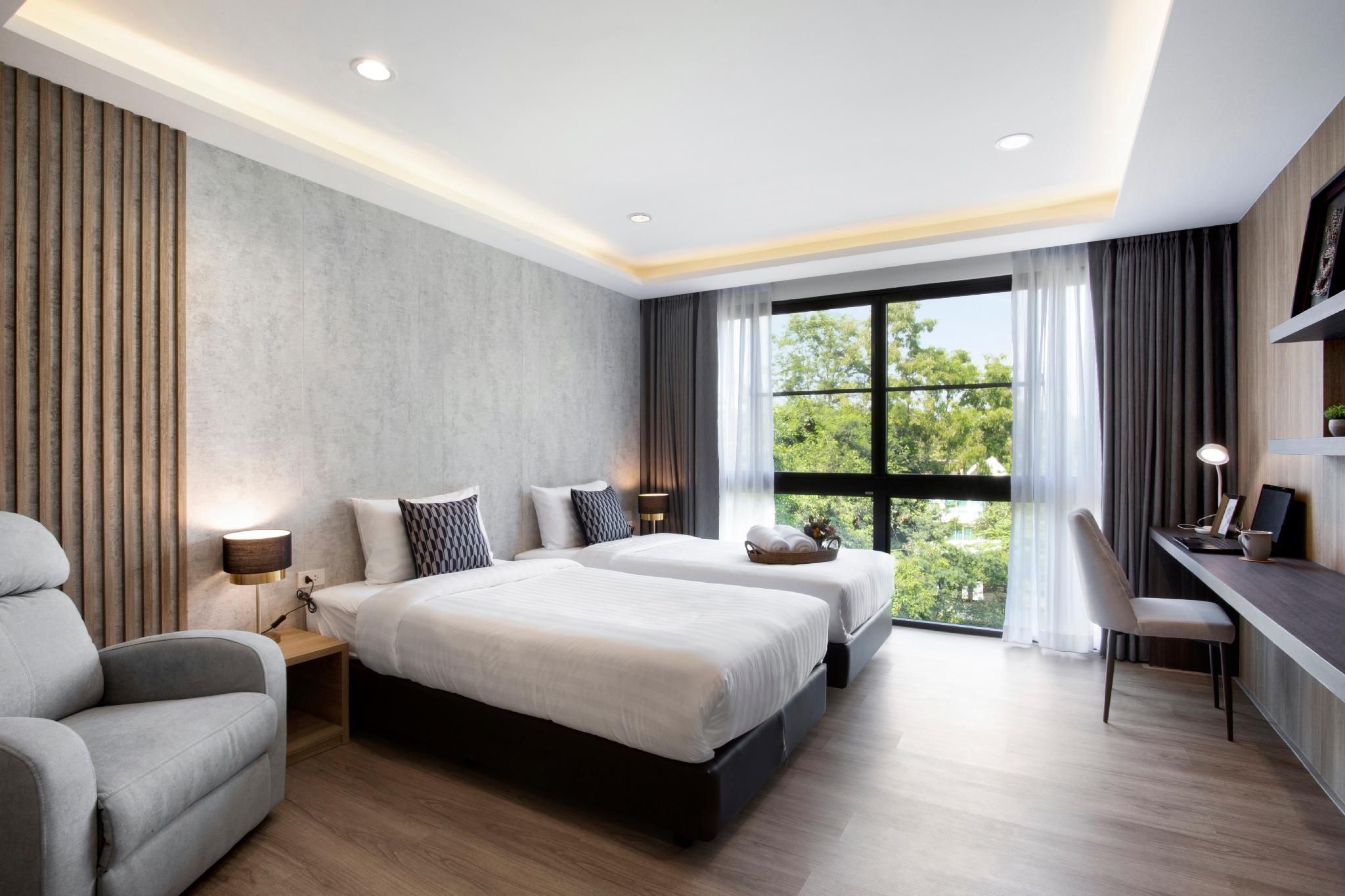 One Bedroom Suite - King