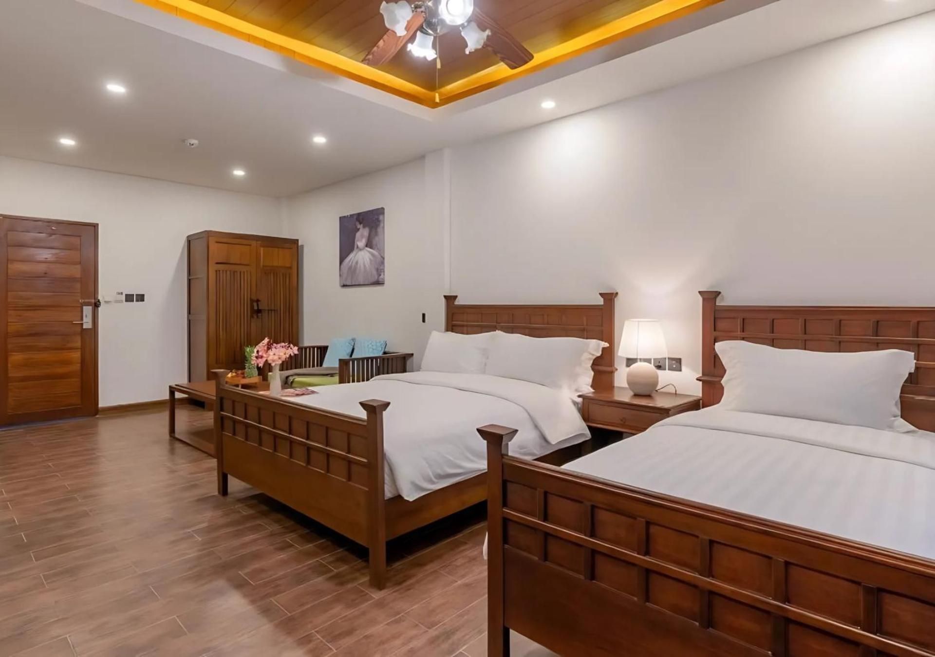 Triple Room with Pool View