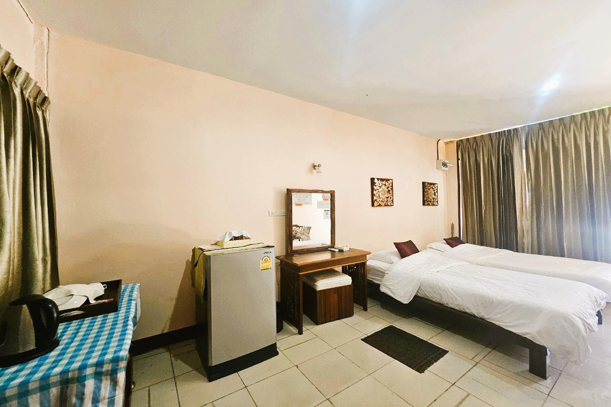 Superior Twin Room