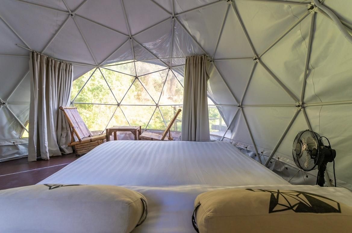 Deluxe Tent