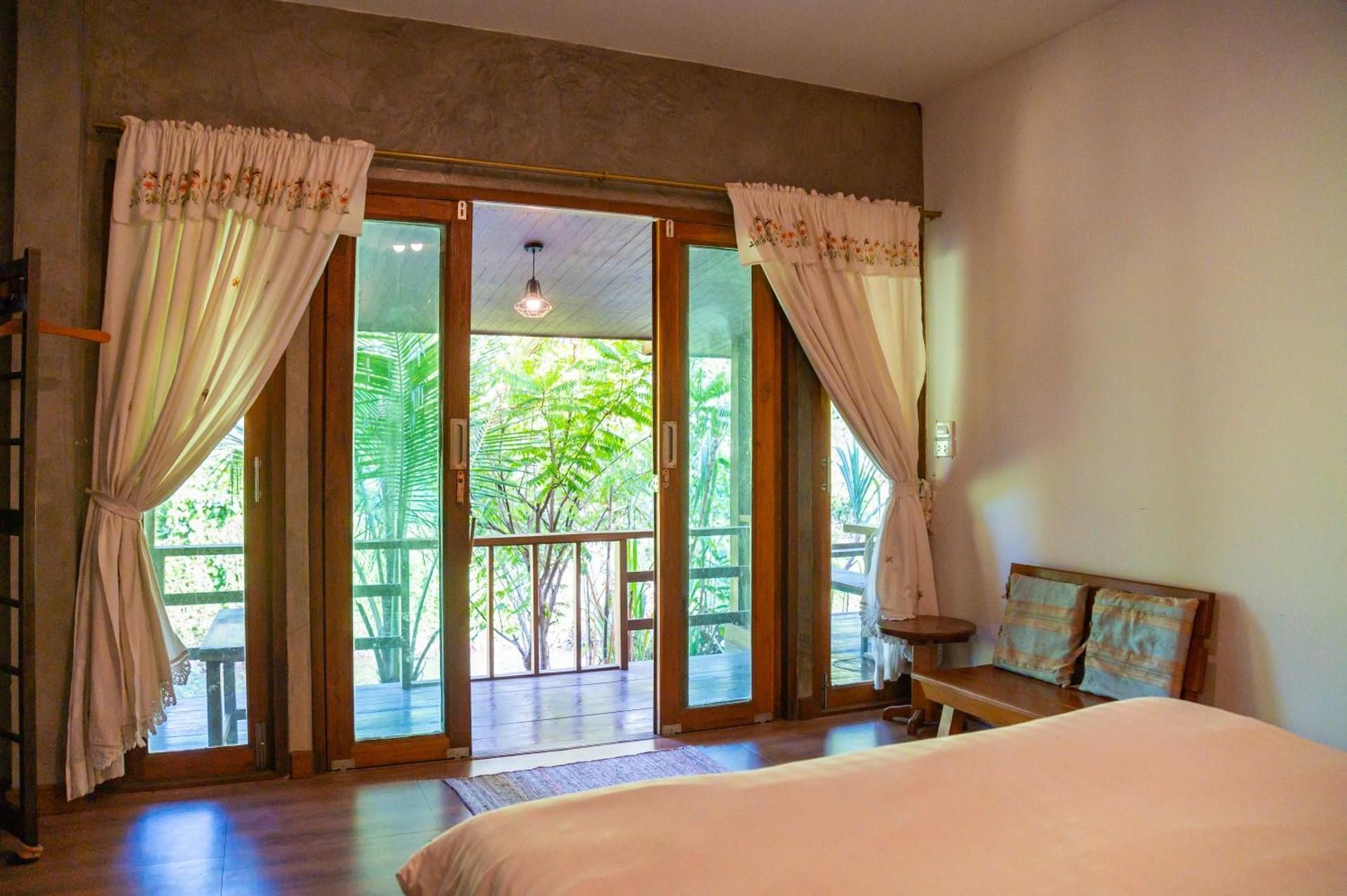 King Room with Lake View
