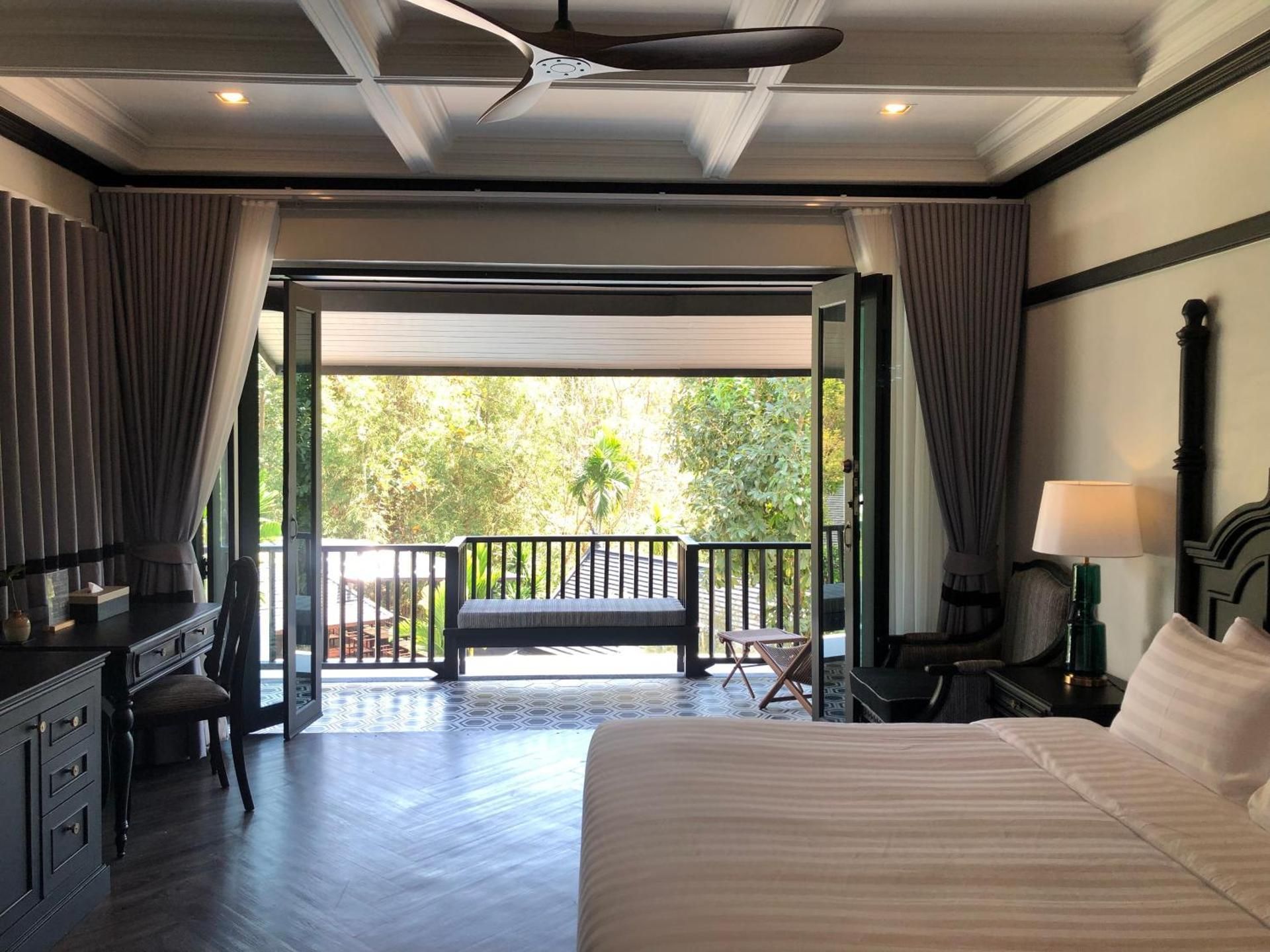 Deluxe Double or Twin Room with Balcony