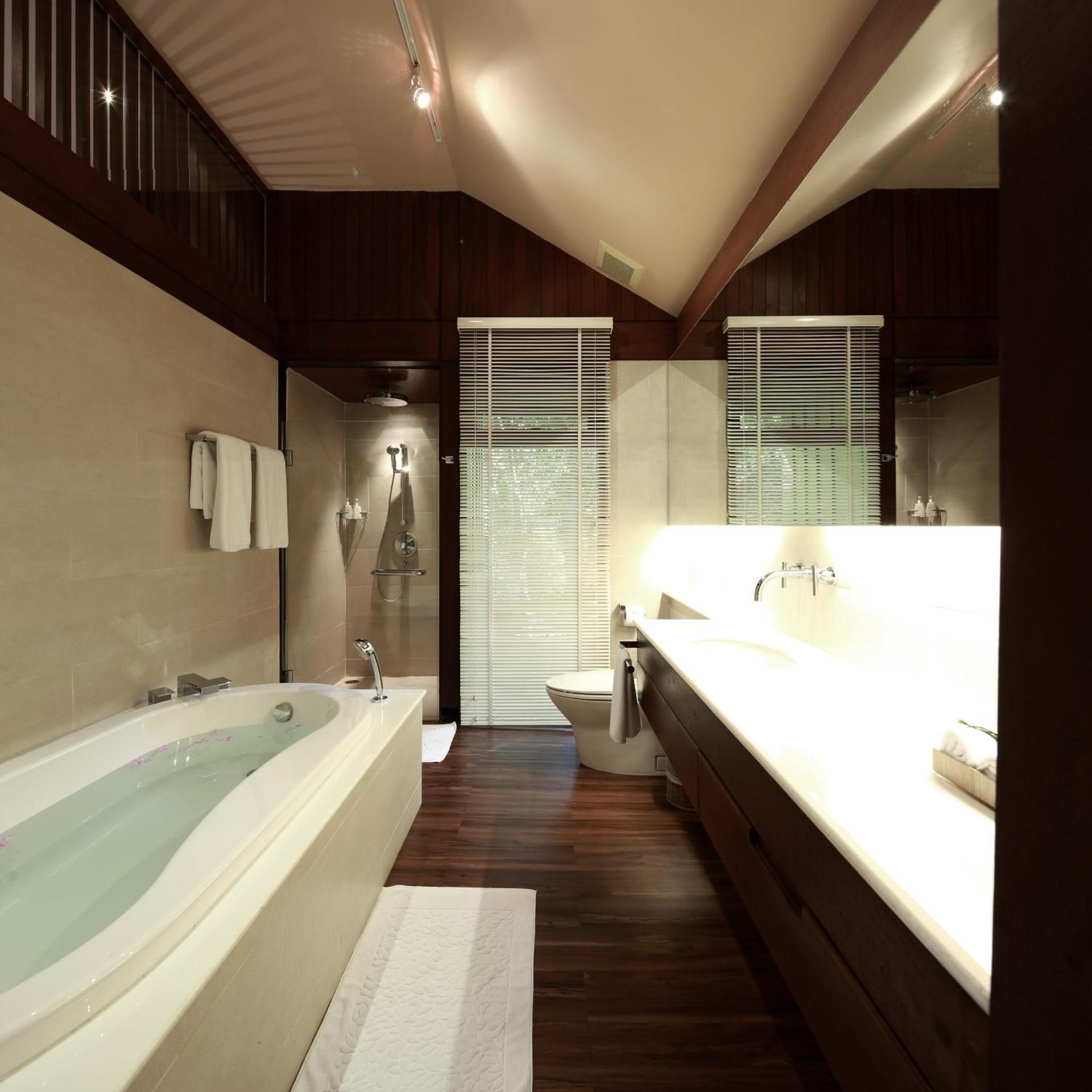 Kradang-Nga 1-Bedroom Villa with Balcony