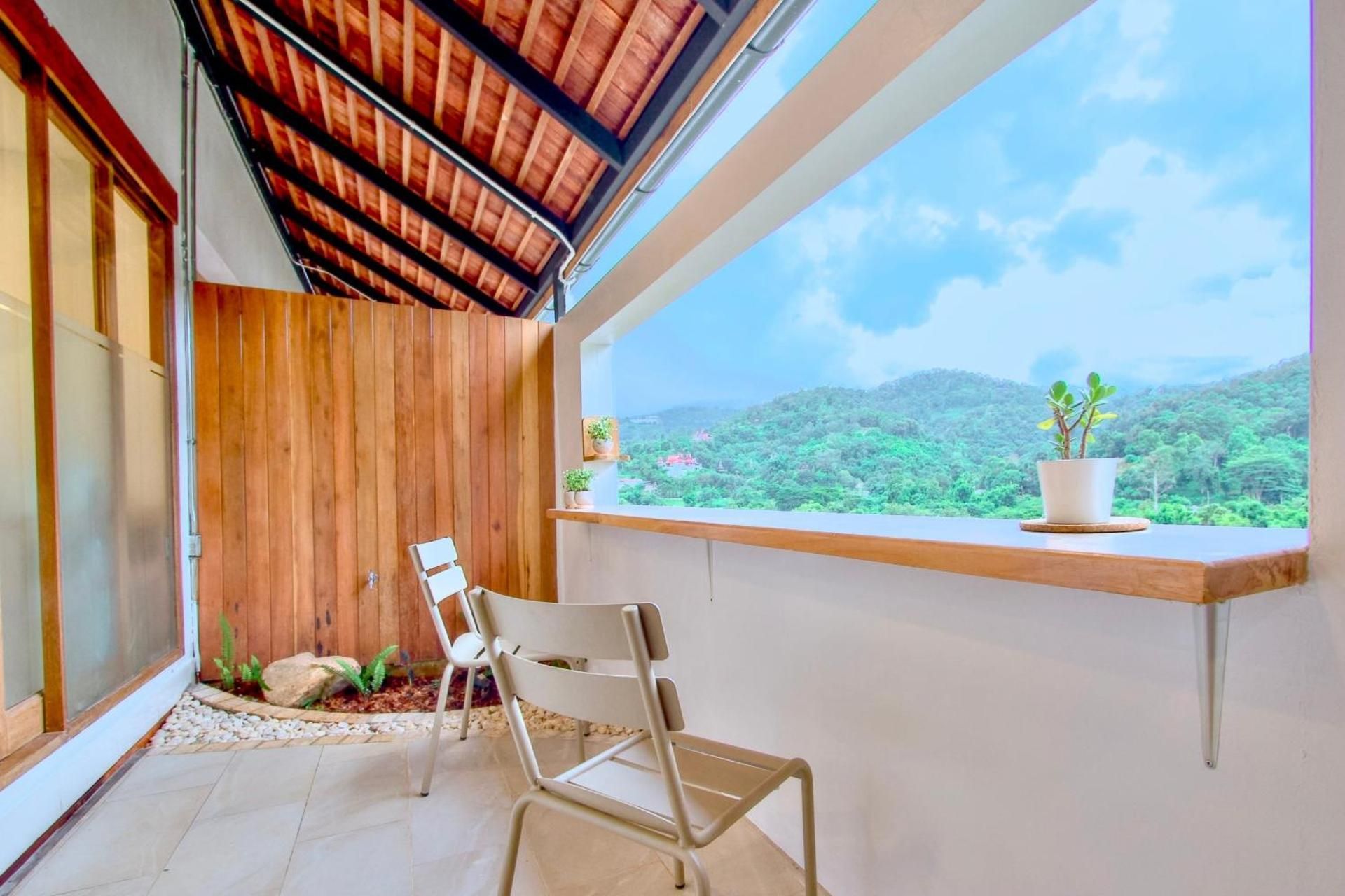 King Room with Balcony