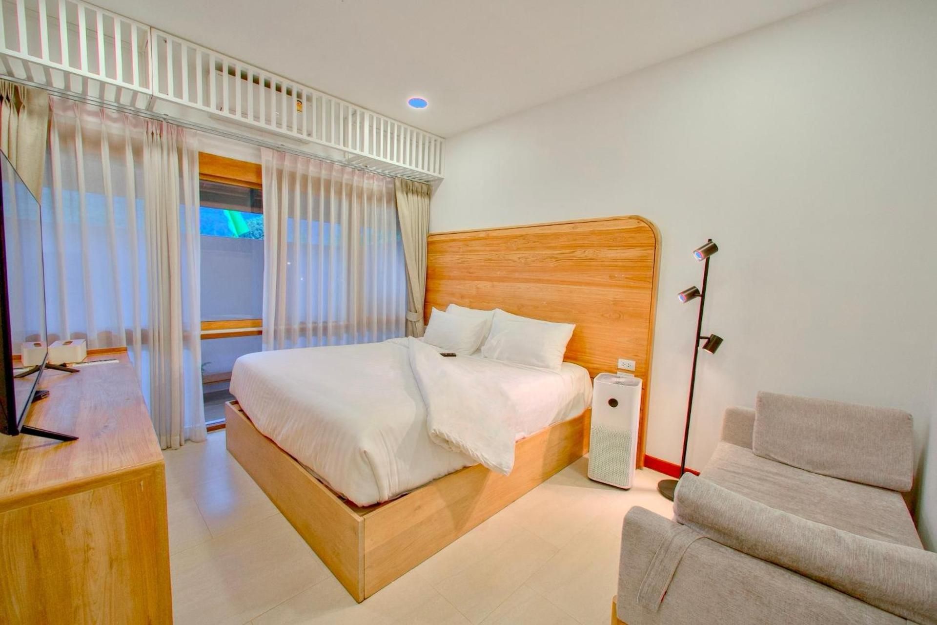 King Room with Balcony