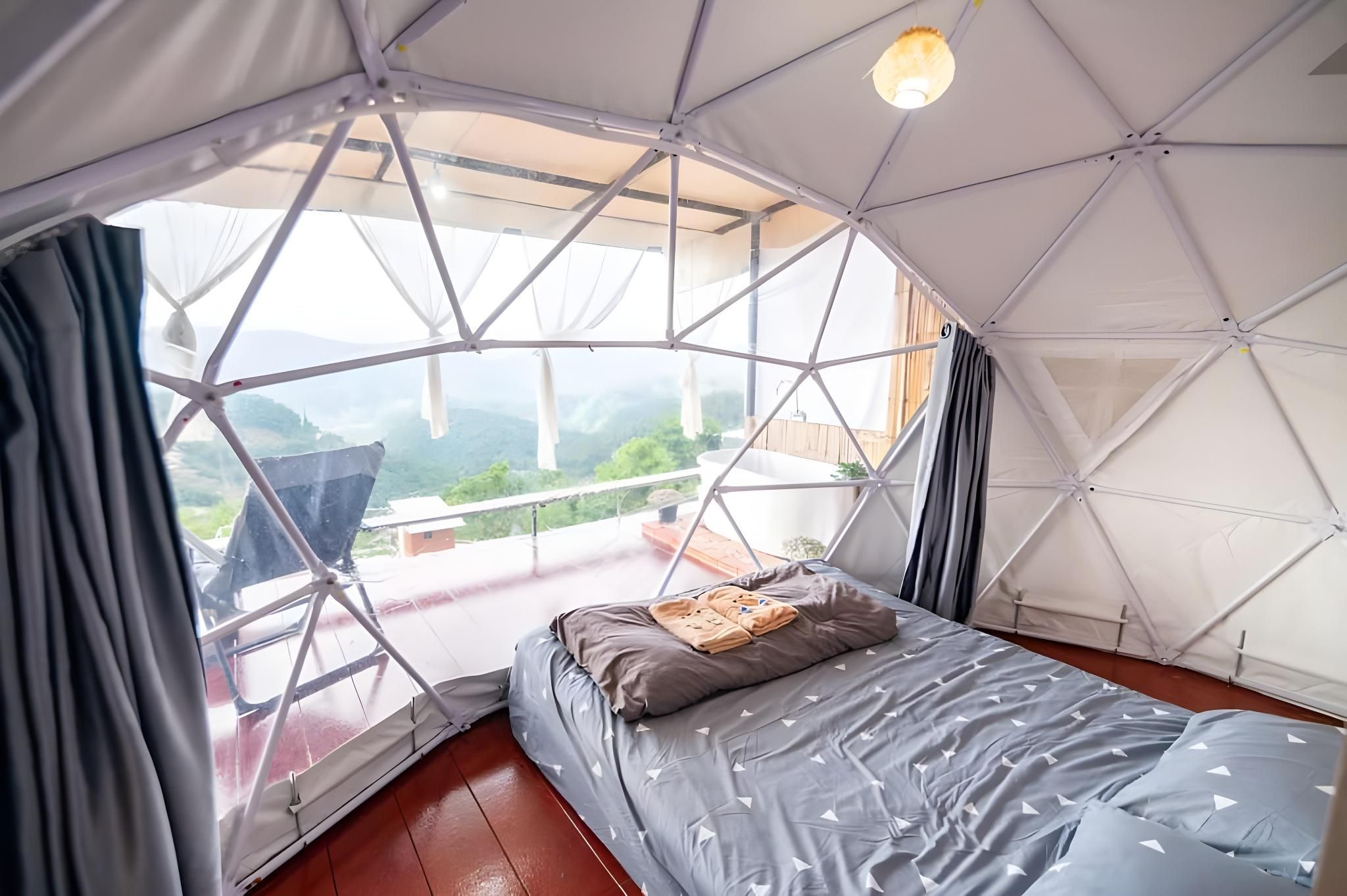 Deluxe Hill View Room