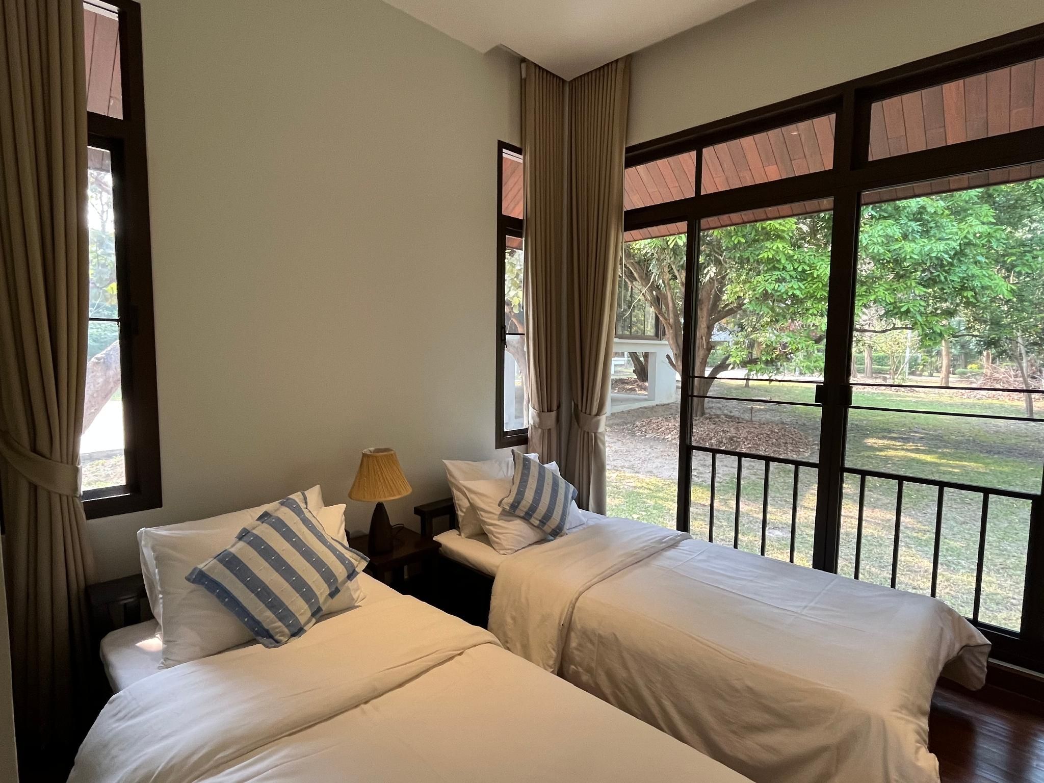 Bungalow Twin Room