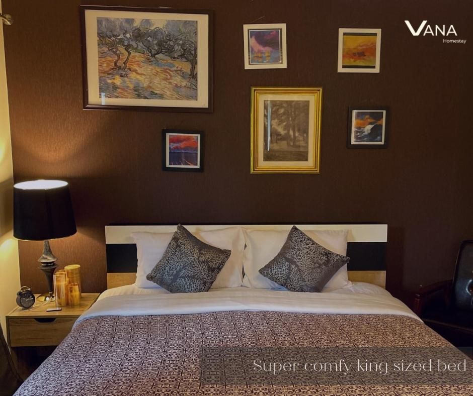 VANA Homestay Superior King Room