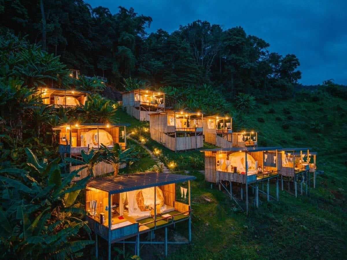 Deluxe Mountain View Room