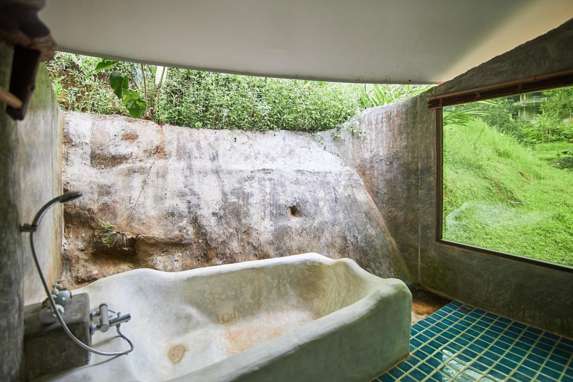King Room with Mountain View