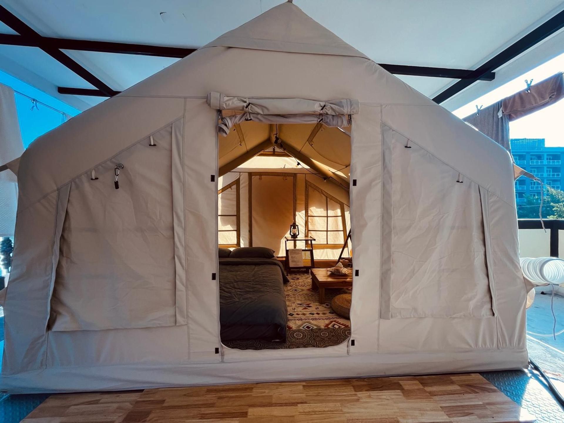 Tent