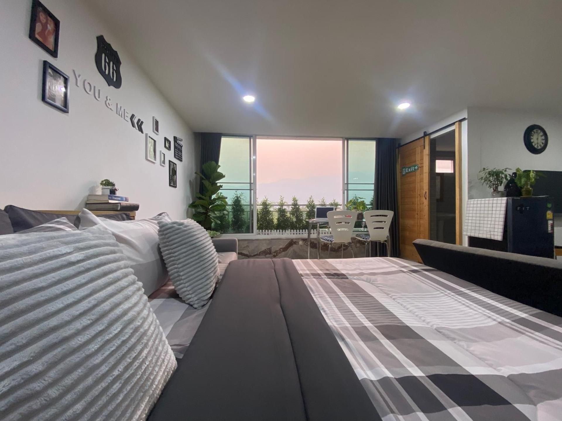Double Room with Mountain View