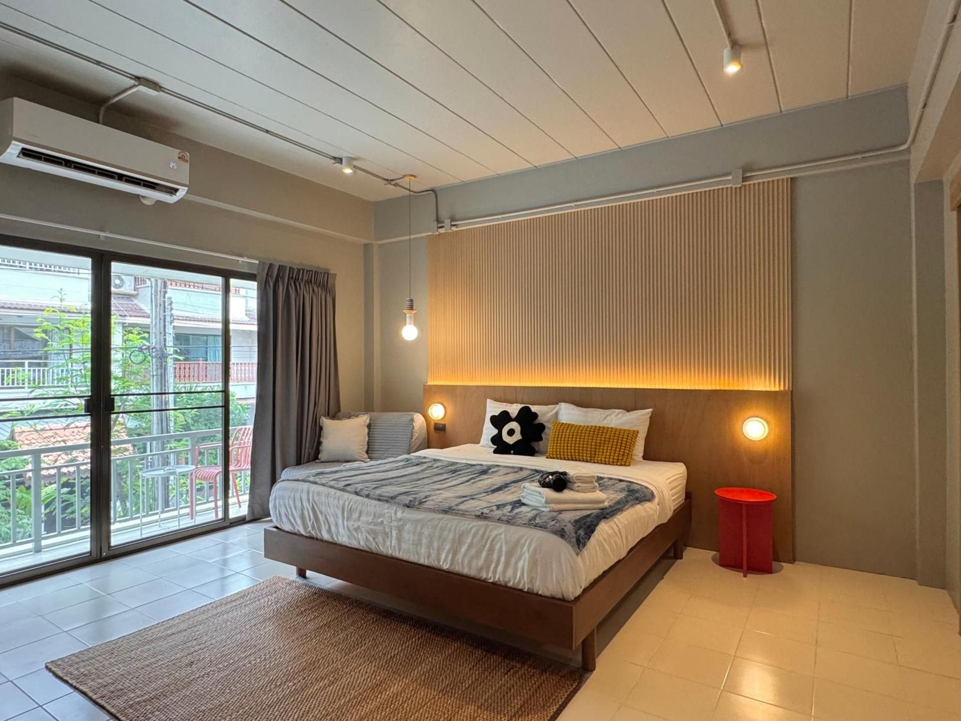 Apartment with Balcony