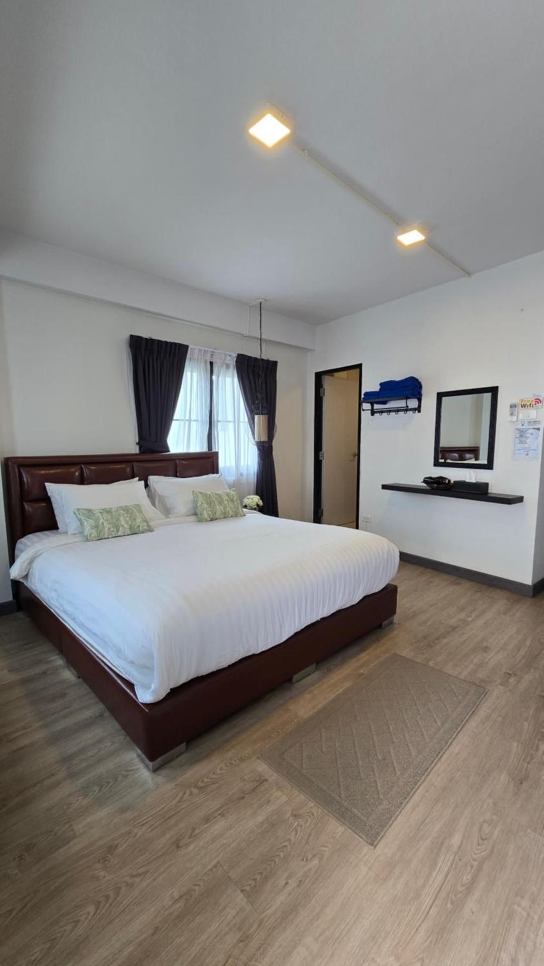 Deluxe Double Room with Balcony