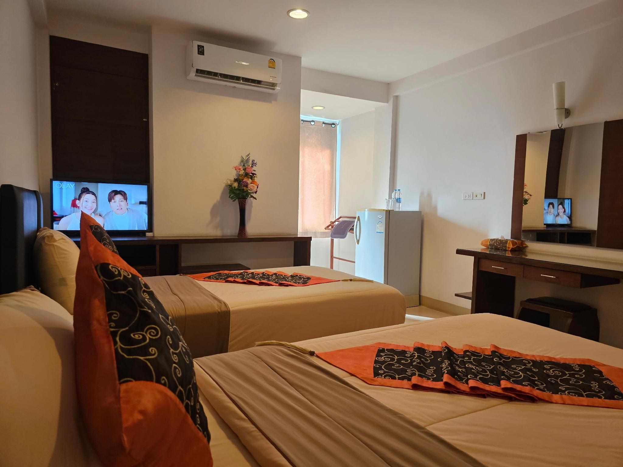 Twin Bed