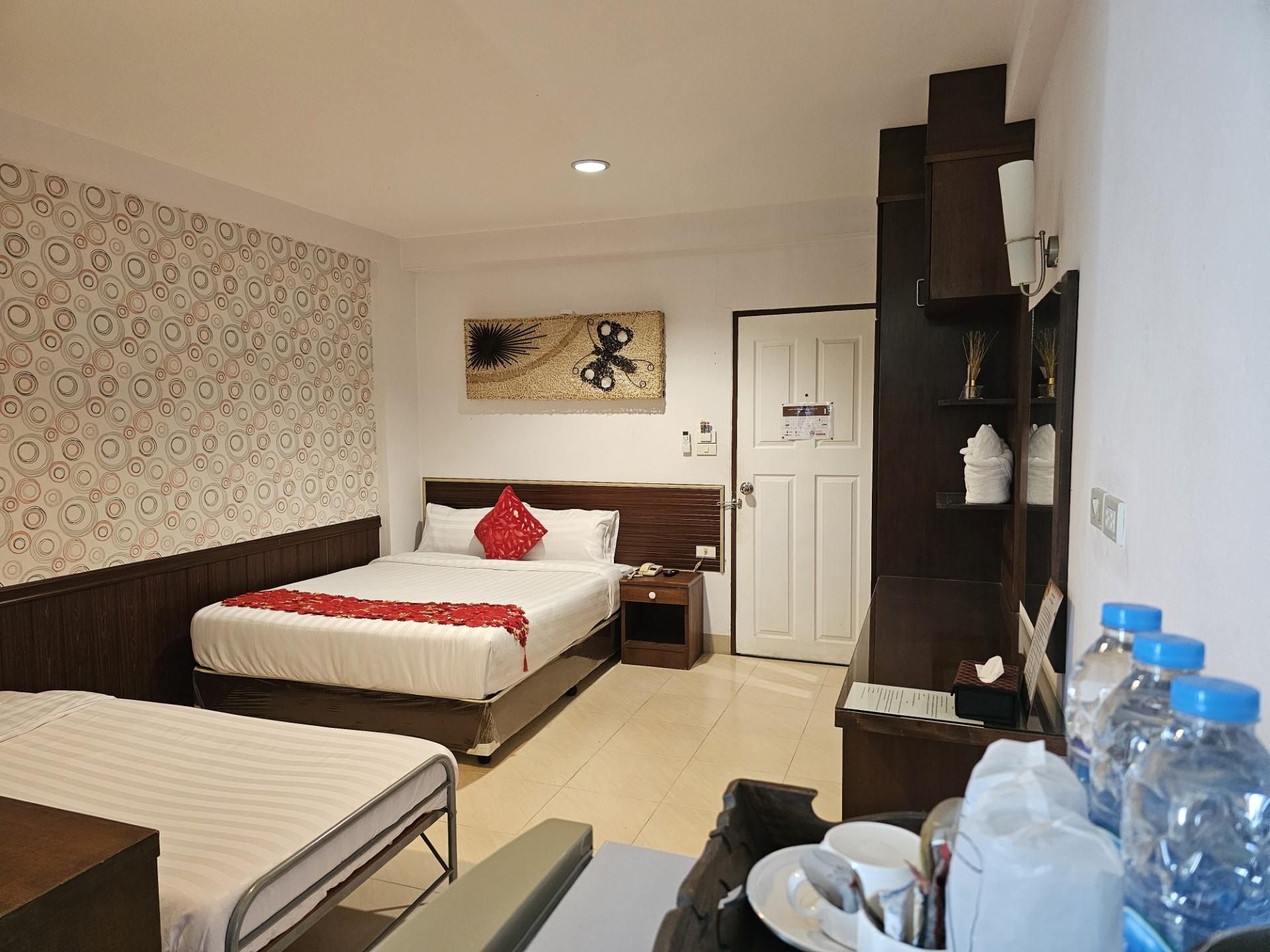 Deluxe Double Bed