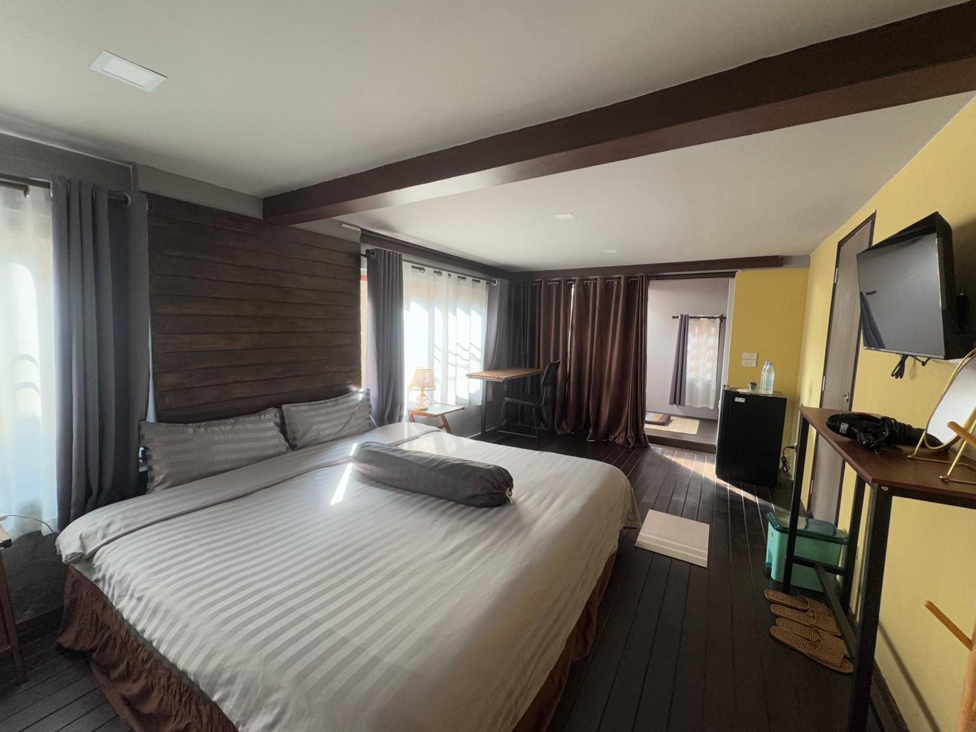 Large Double Room