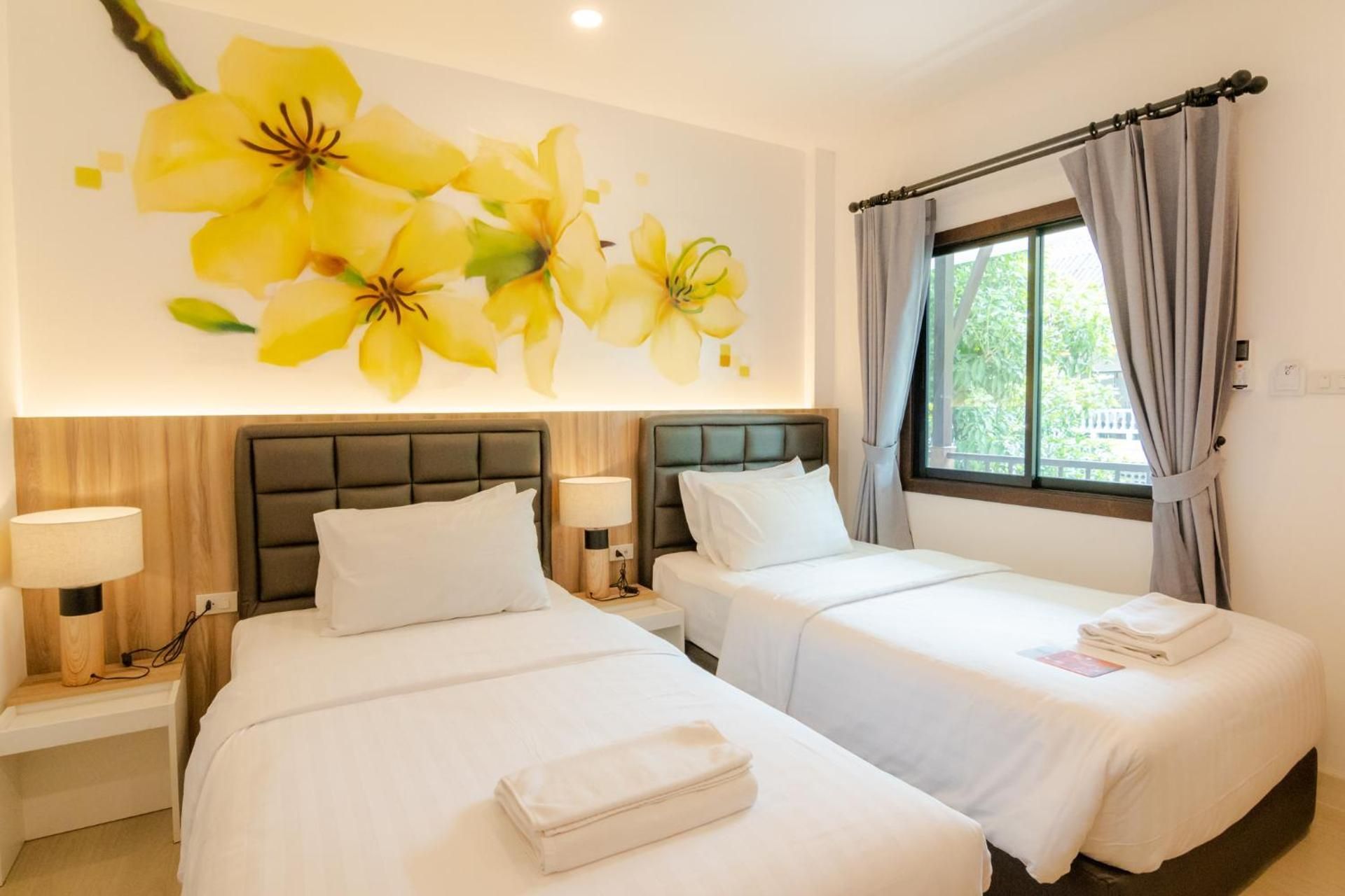 Standard Twin Room