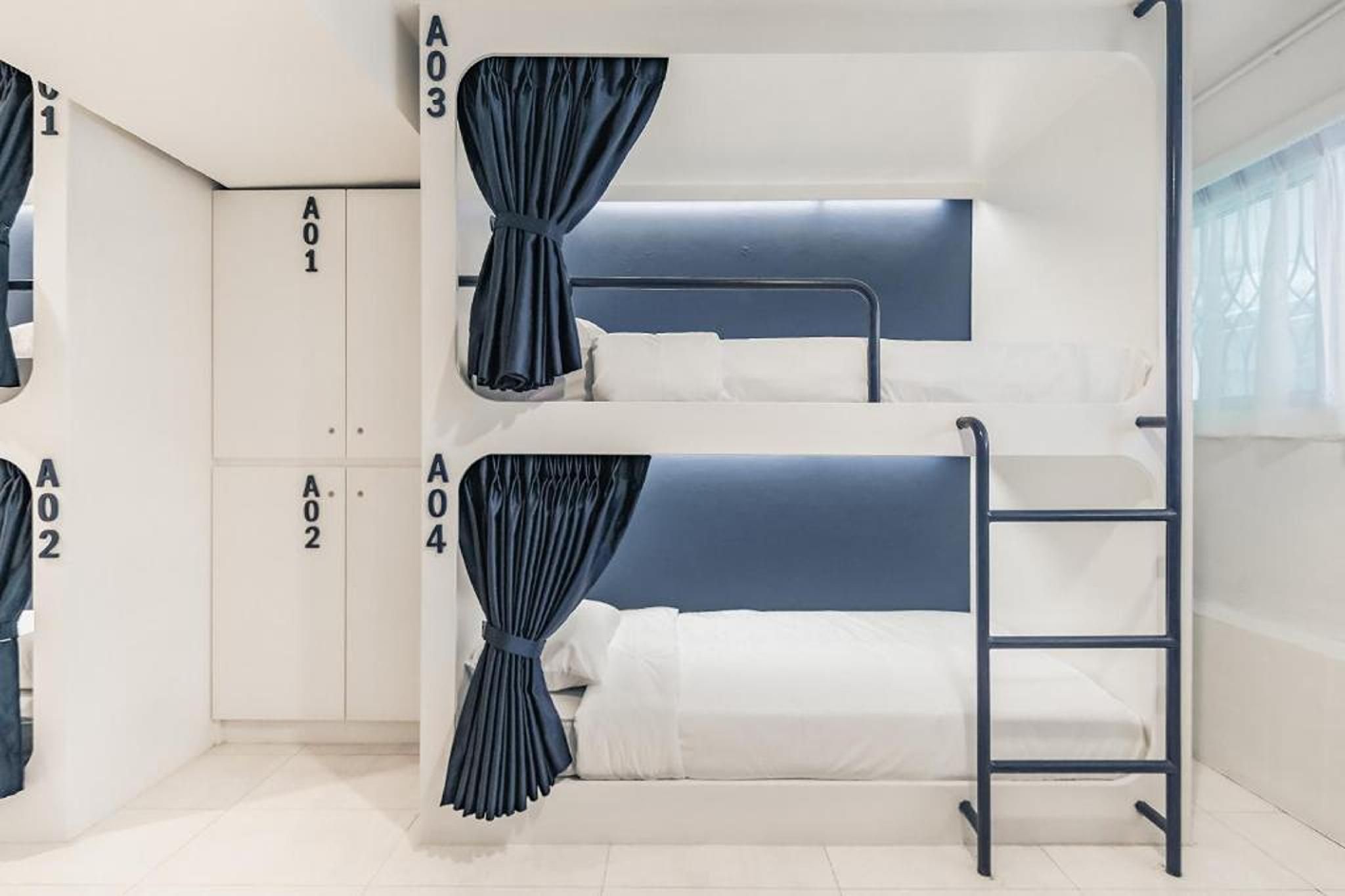 Quadruple Room with Private Bathroom