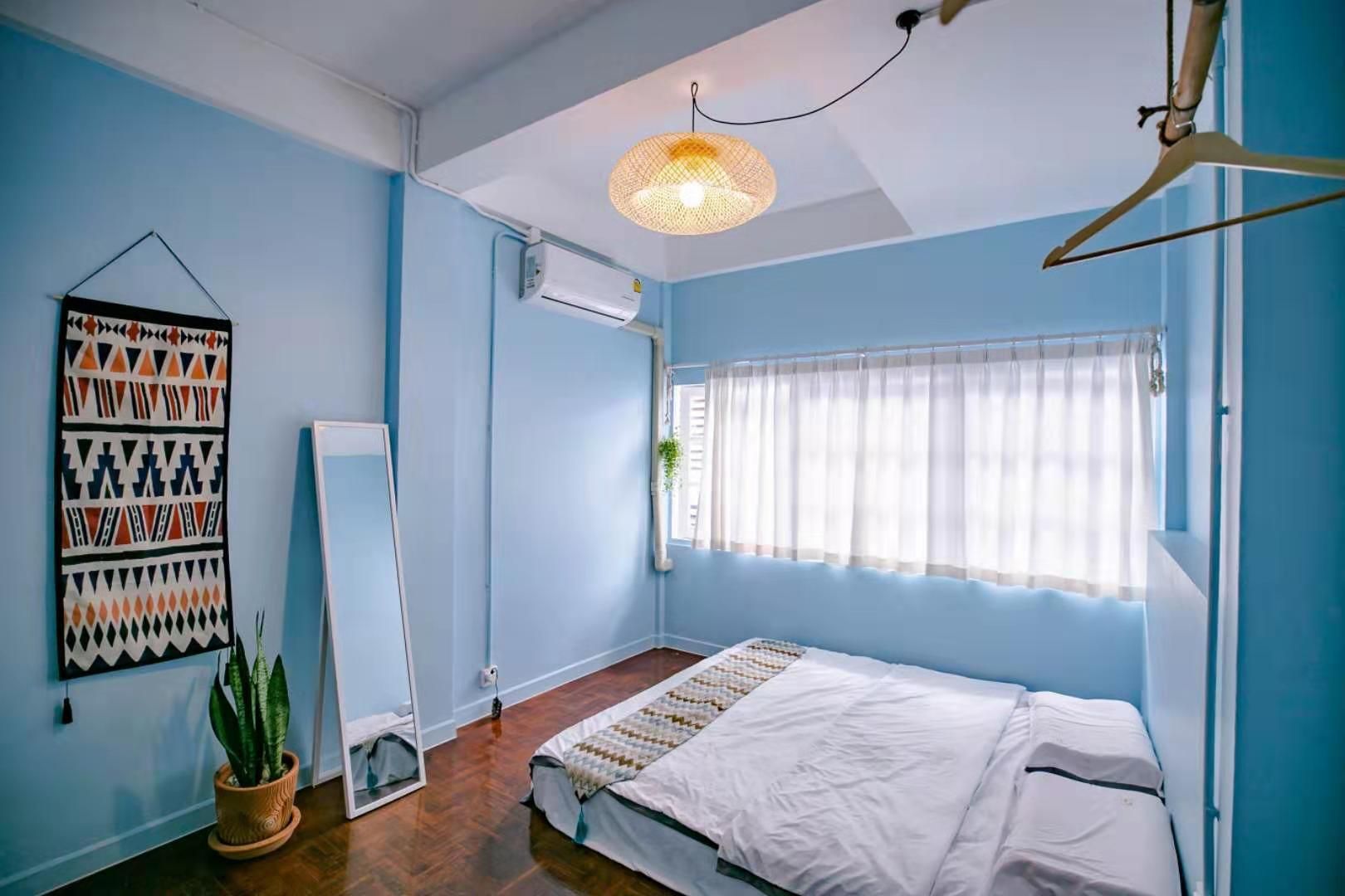 King Room - Non-Smoking
