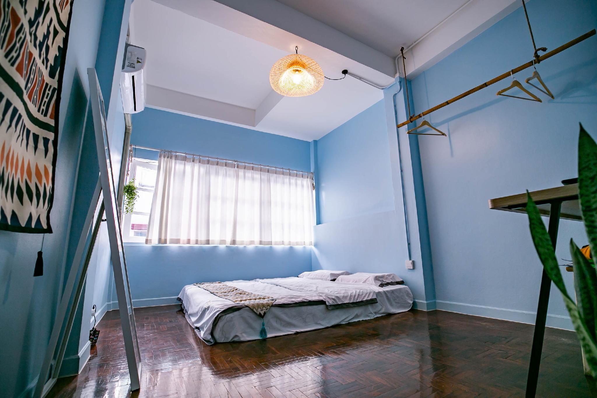 King Room - Non-Smoking