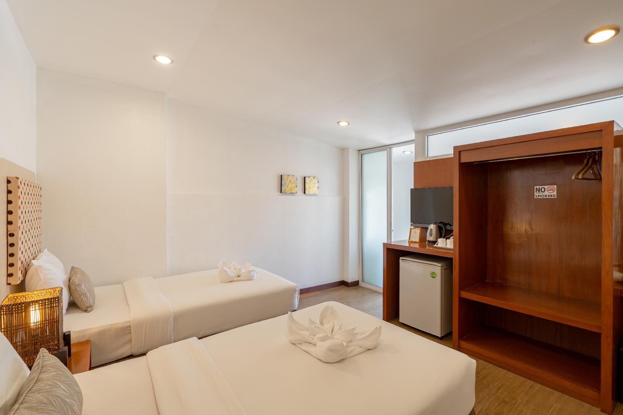 Superior Twin Room