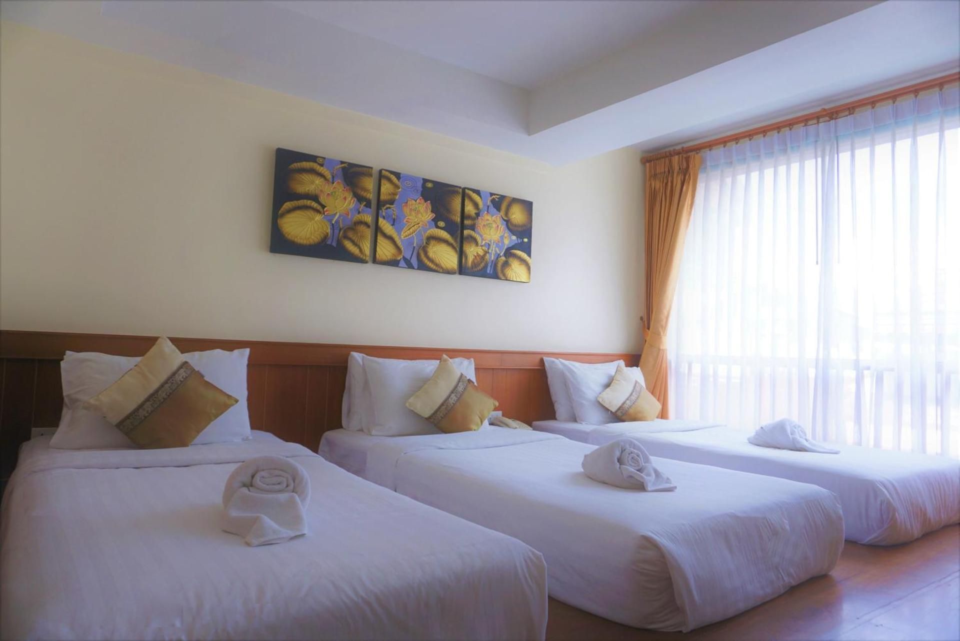 Triple Room with Pool View