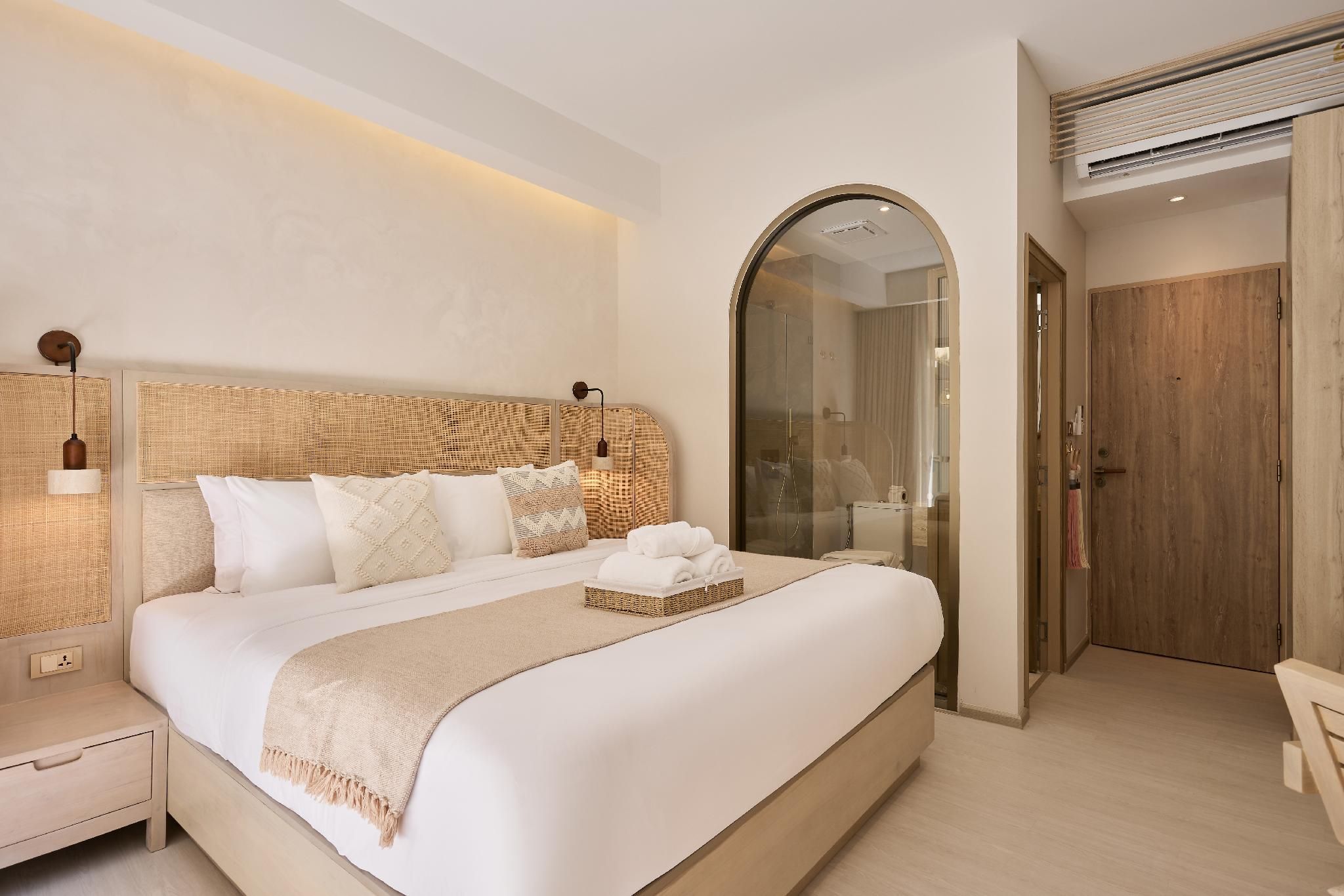 Suite with Private Pool and Terrace