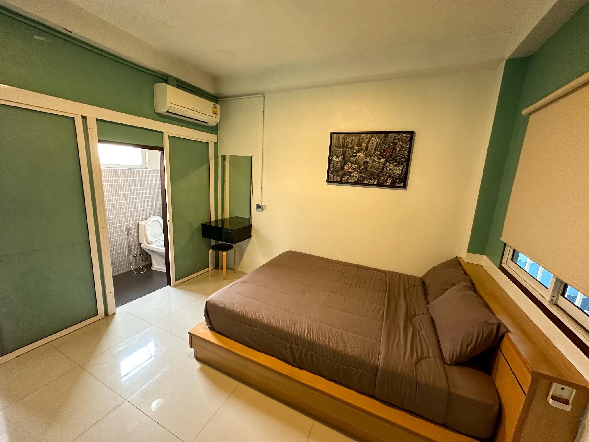 Deluxe Double Room with Bathtub