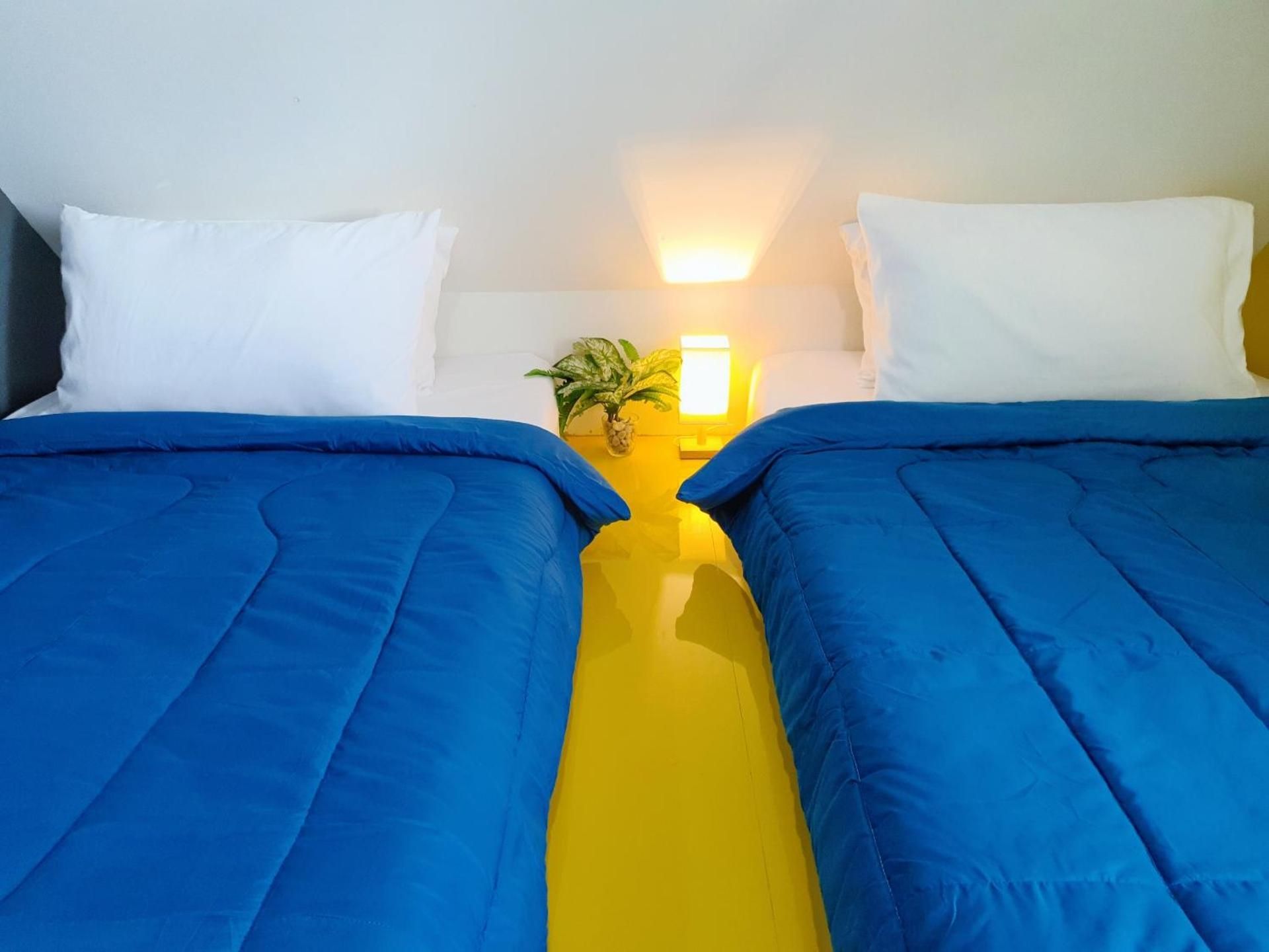 Twin Room with Shared Bathroom