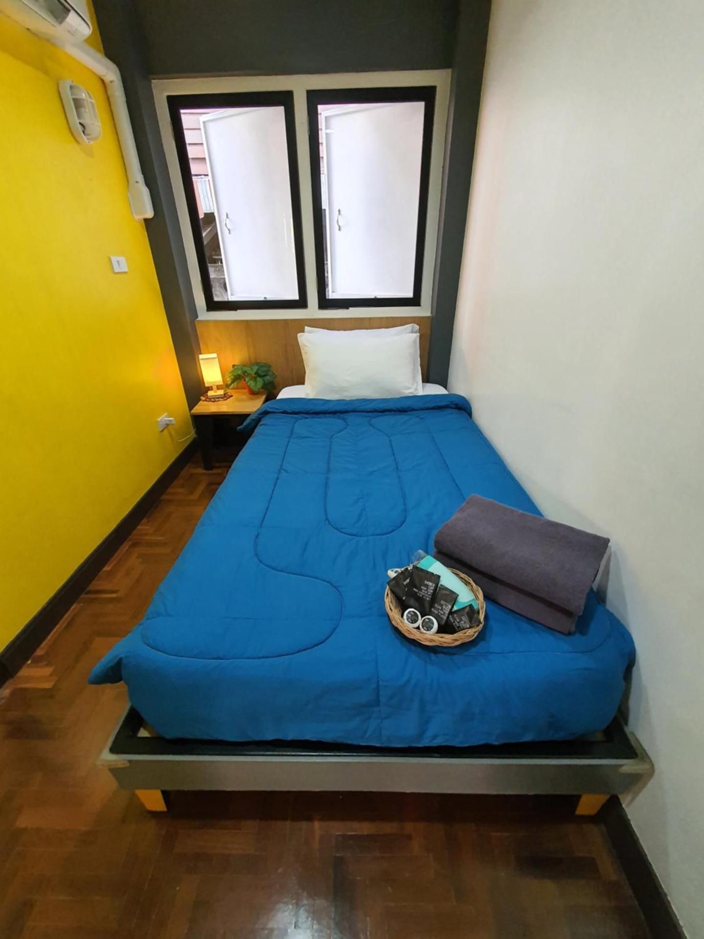 Single Room With Private Bathroom