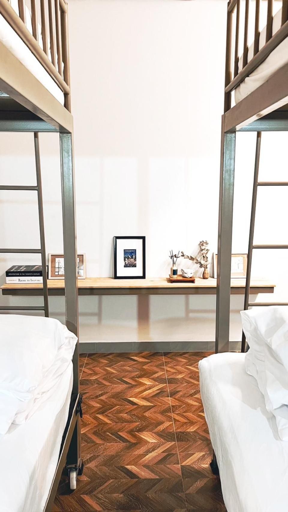 Quadruple Room with Private Bathroom