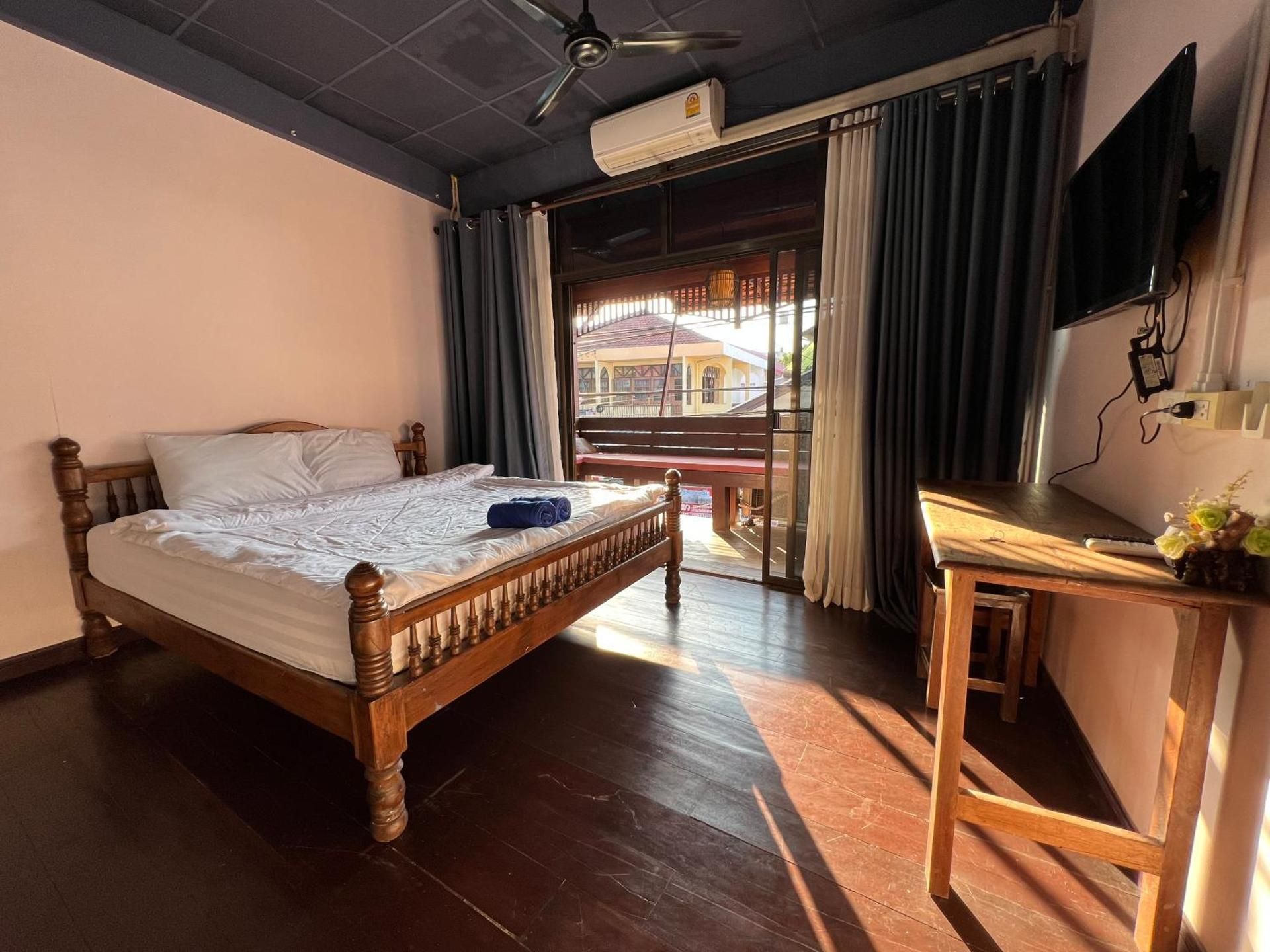Deluxe Double Room with Balcony